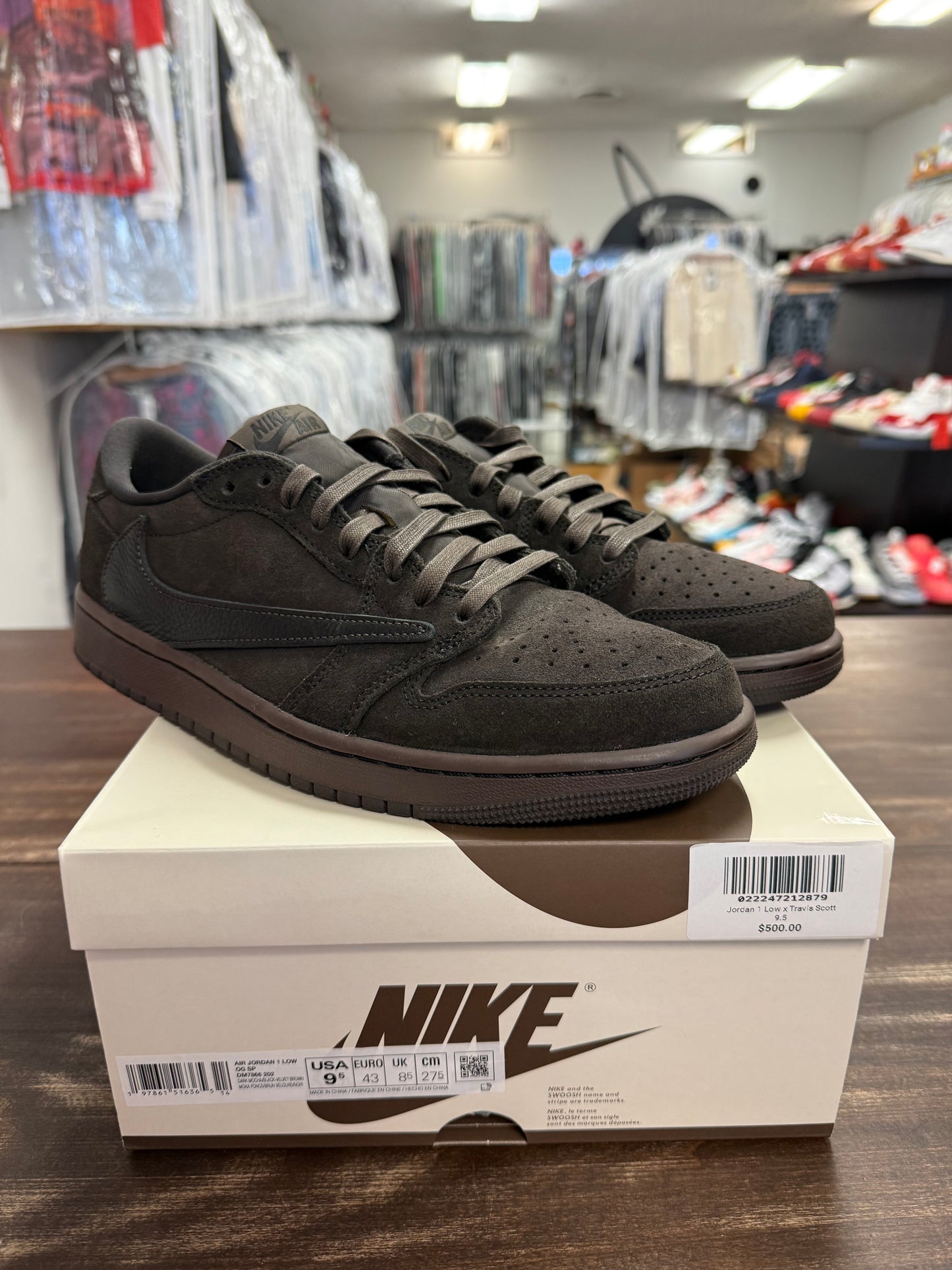 Jordan 1 Low Travis Scott Velvet Brown