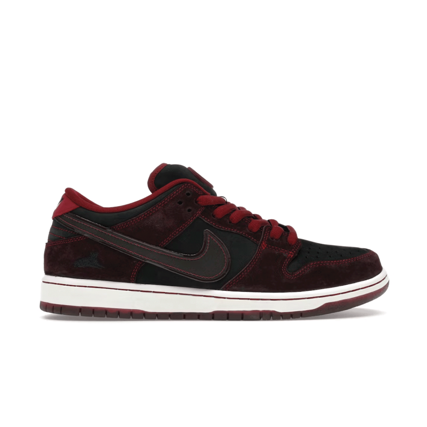 Nike SB Dunk Low Riot Skateshop