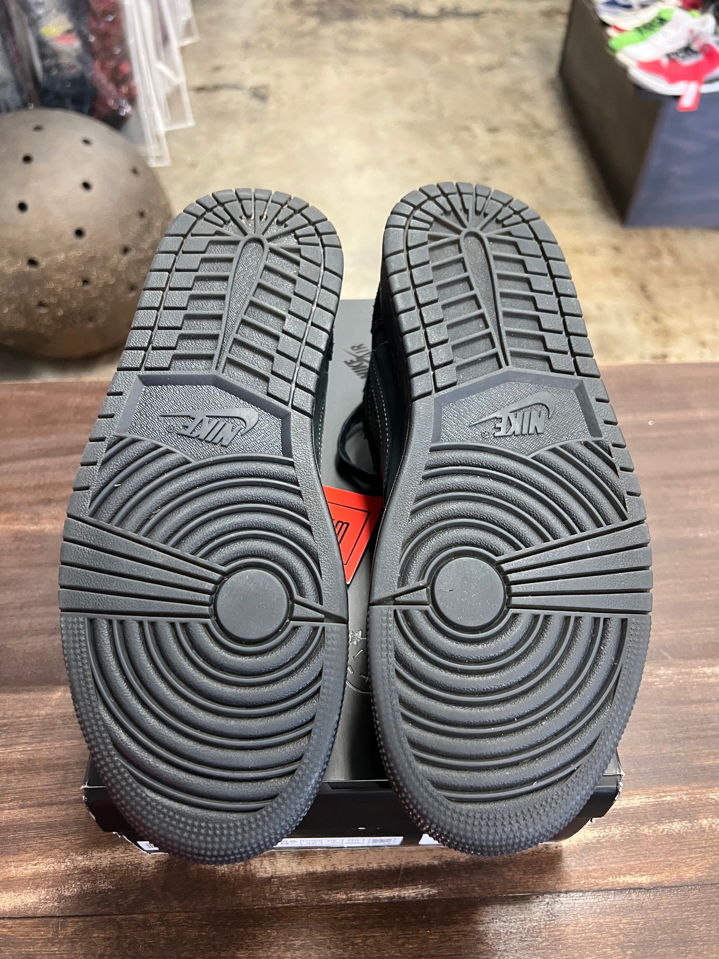 Jordan 1 Low Travis Scott Black Phantom