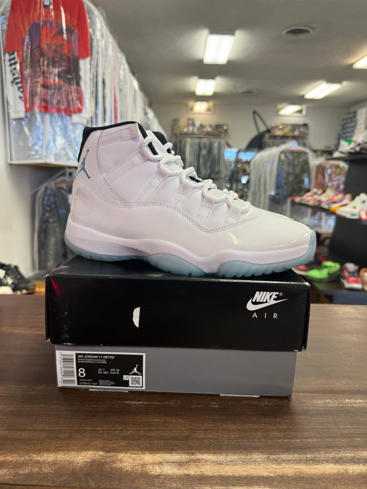 Jordan 11 Legend Blue 2024