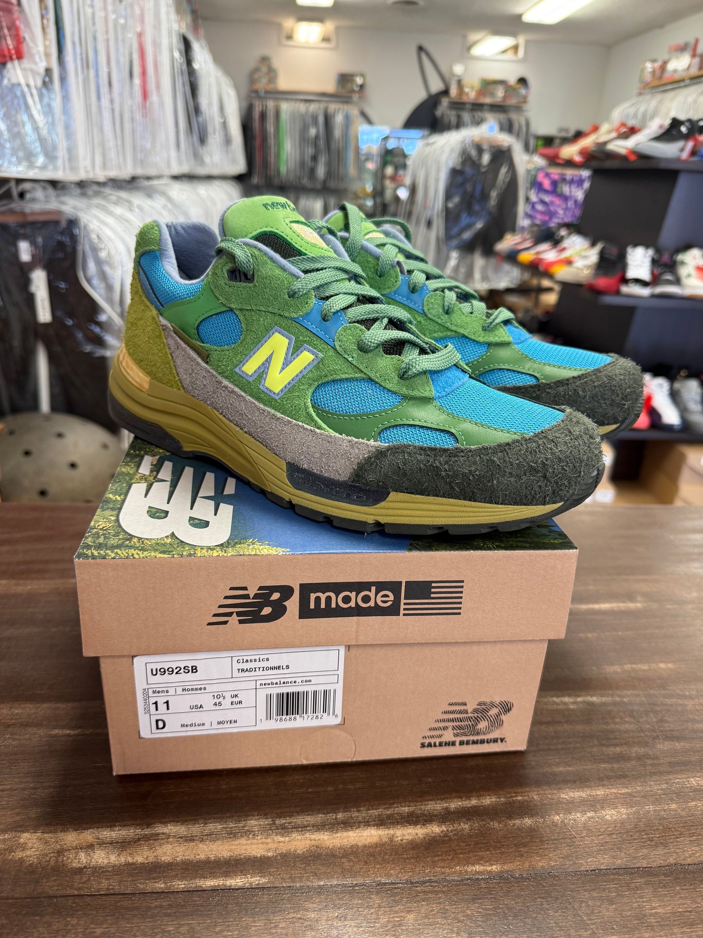 New Balance 992 MiUSA Salehe Be The Crater