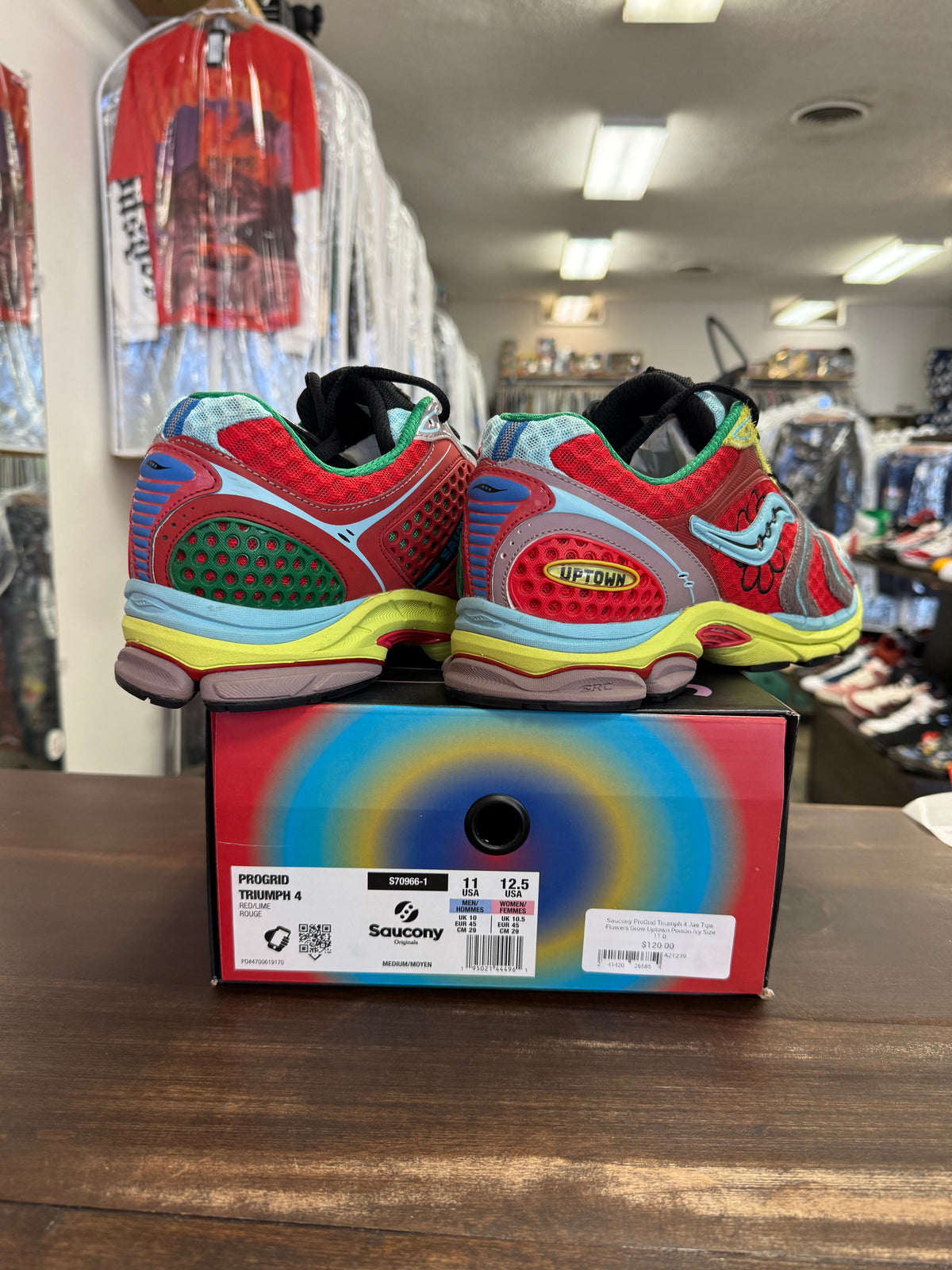 Saucony ProGrid Triumph 4 Jae Tips Flowers Grow Uptown Poison Ivy