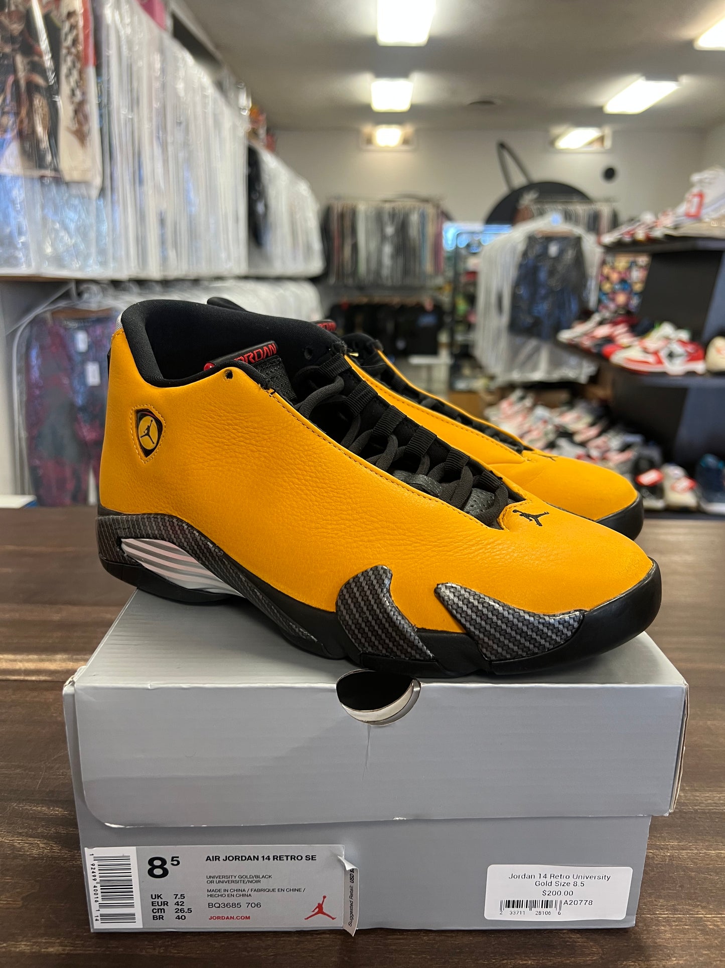 Jordan 14 Retro University Gold