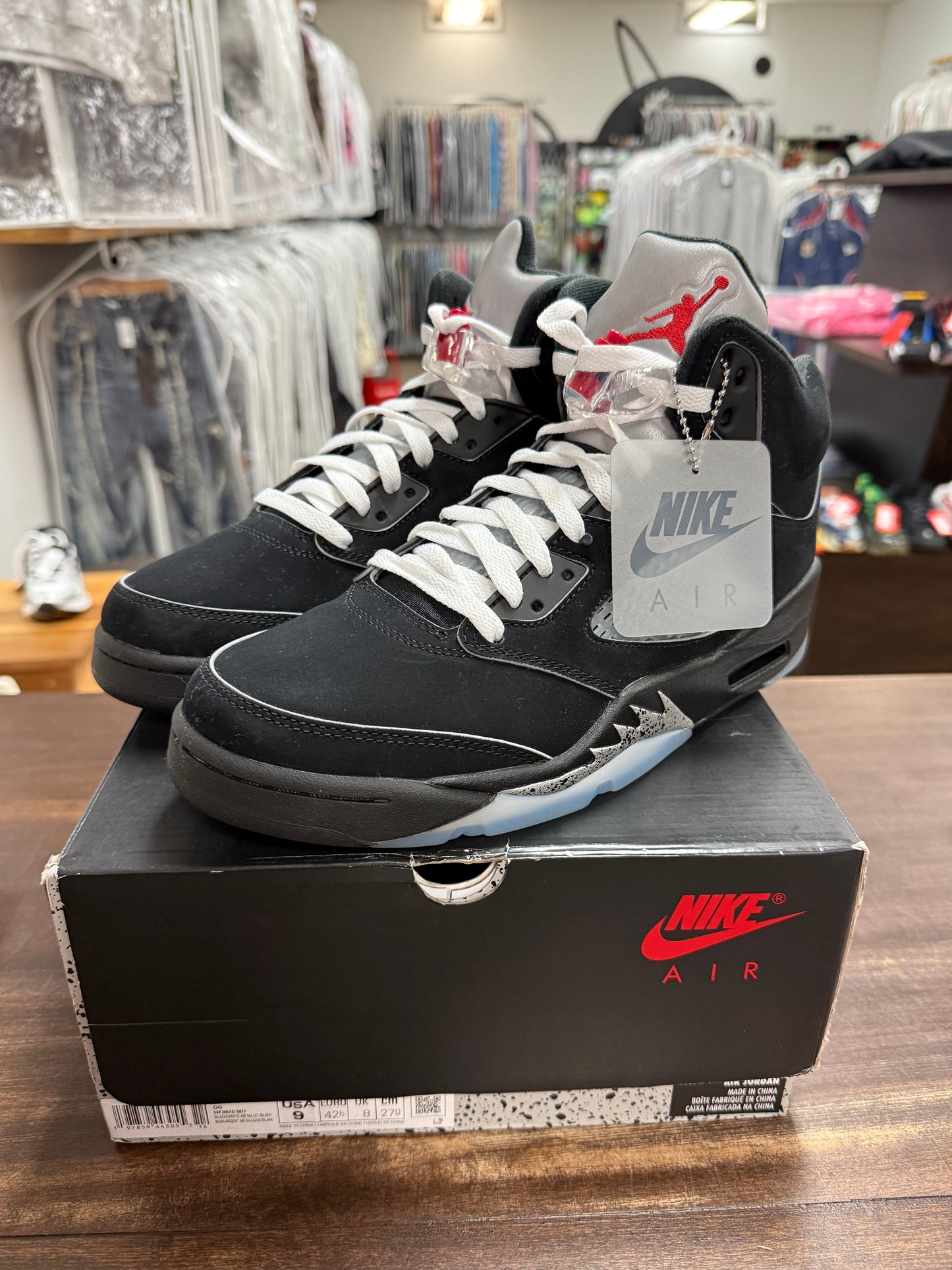 Jordan 5 OG Black Metallic Reimagined