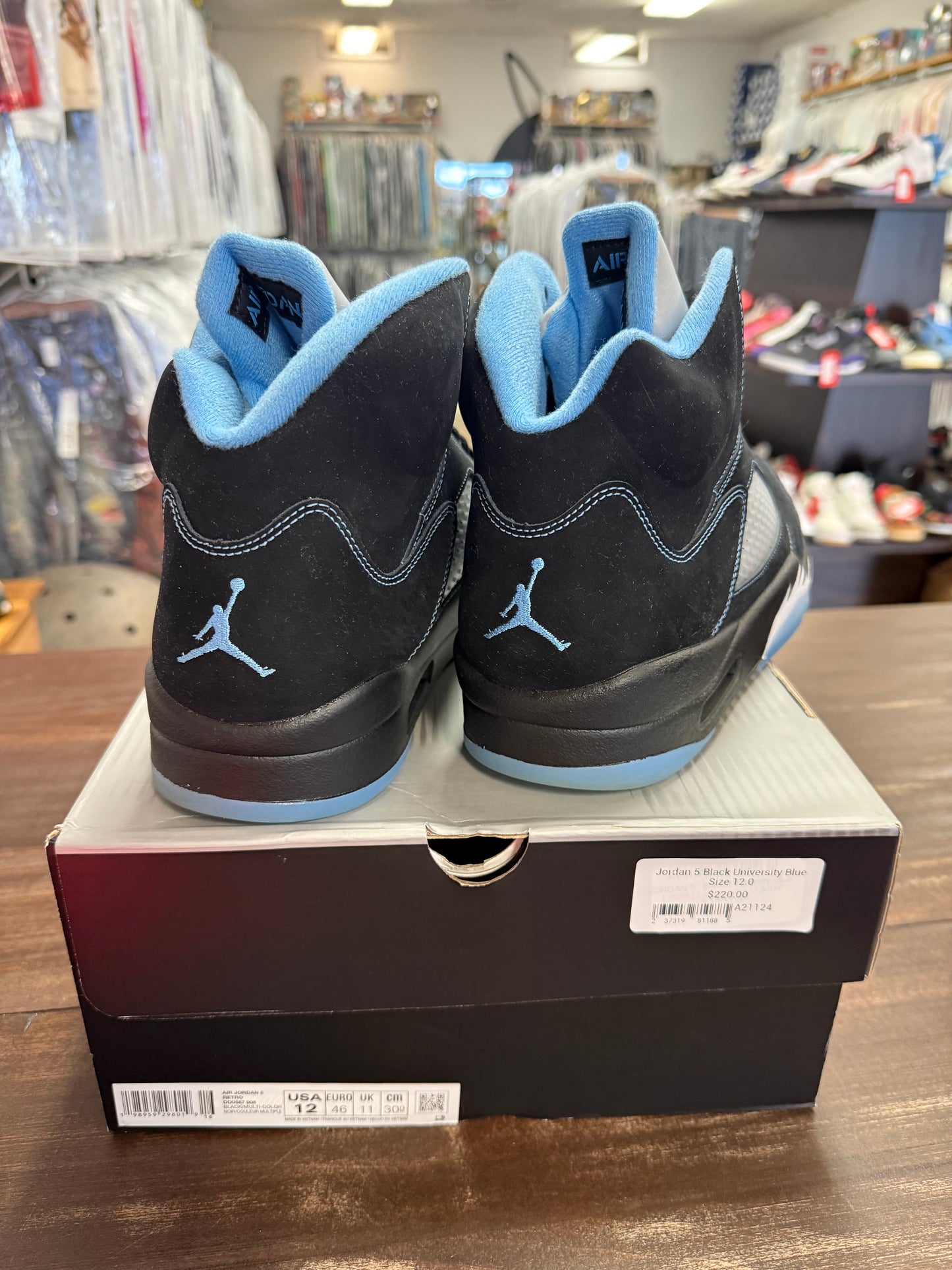 Jordan 5 Black University Blue