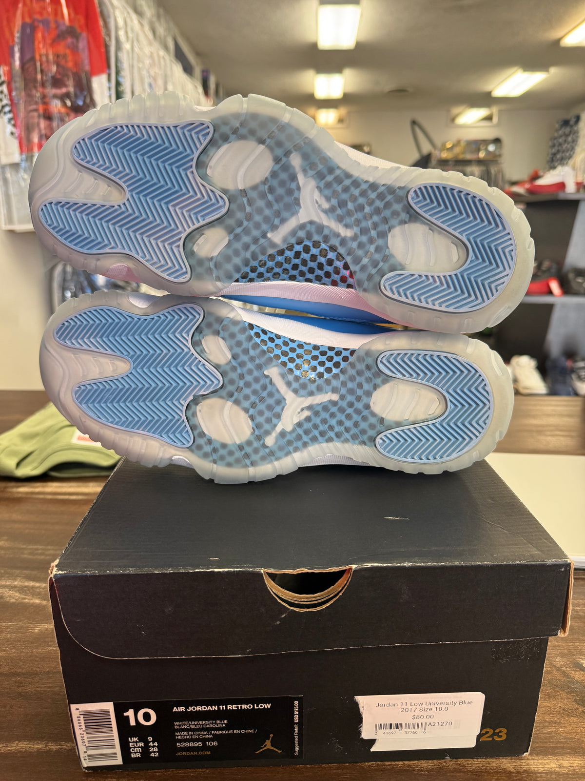 Jordan 11 Low University Blue 2017