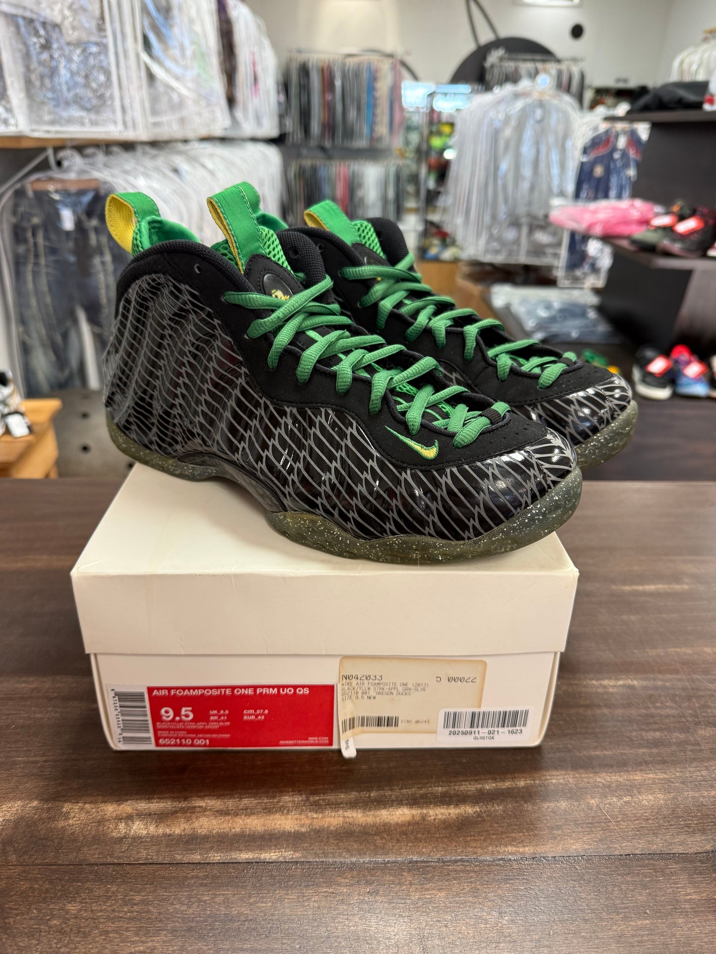 Nike Air Foamposite One Oregon Ducks