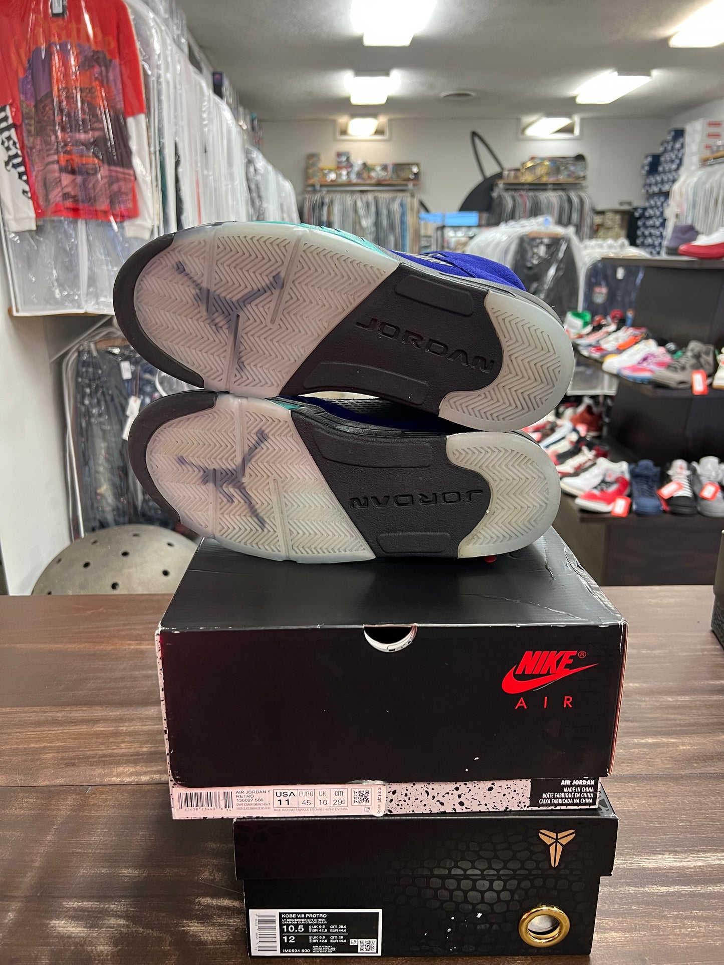 Jordan 5 Alternate Grape