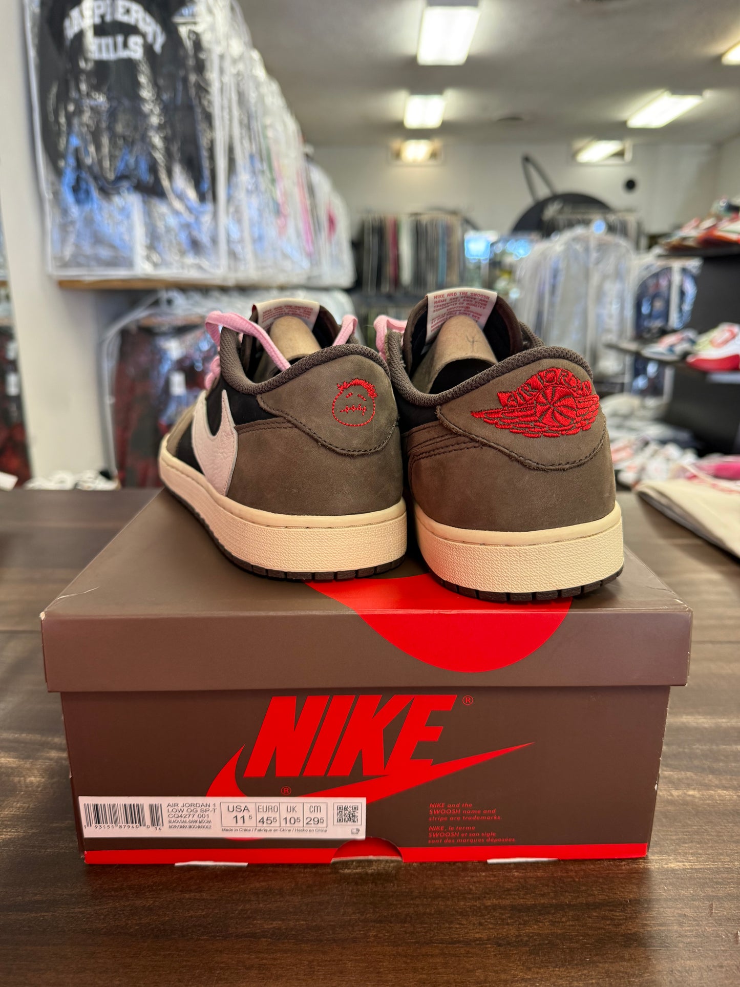 Jordan 1 Retro Low OG SP Travis Scott Mocha