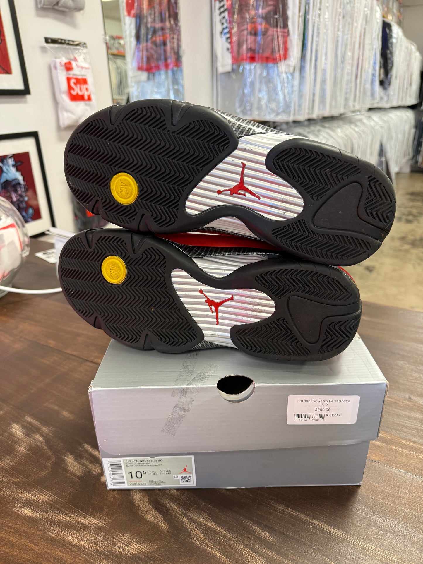Jordan 14 Retro Ferrari