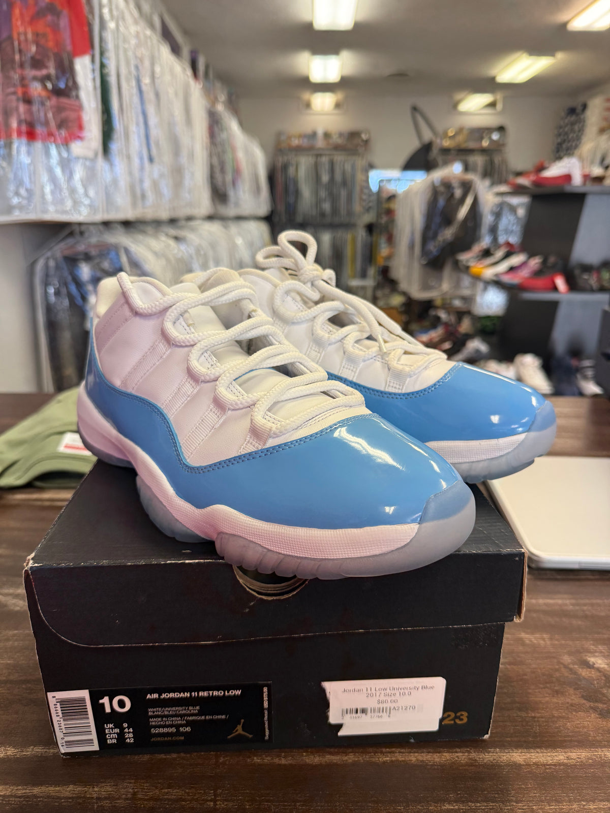 Jordan 11 Low University Blue 2017