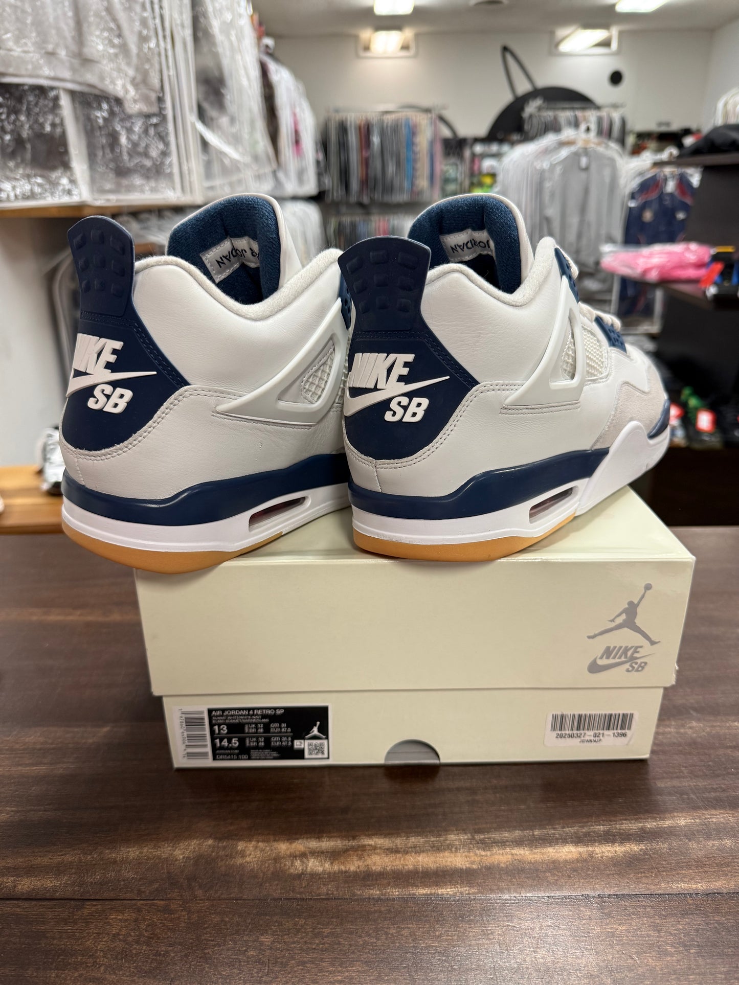 Jordan 4 SB Navy