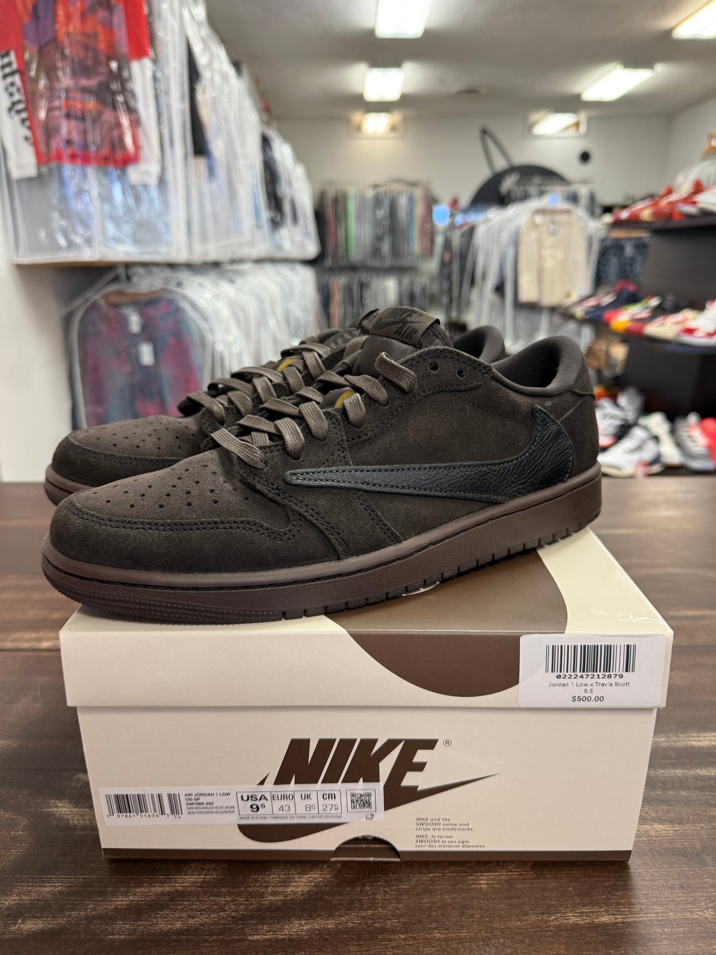Jordan 1 Low Travis Scott Velvet Brown