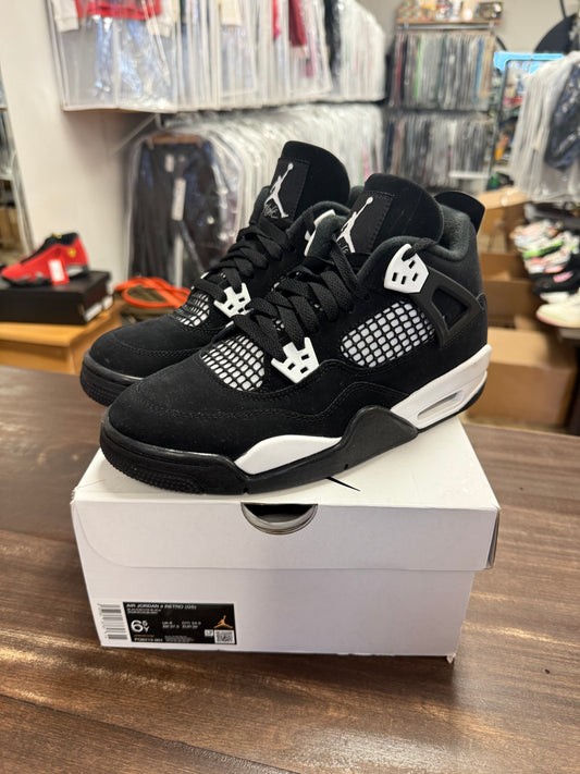 Jordan 4 White Thunder