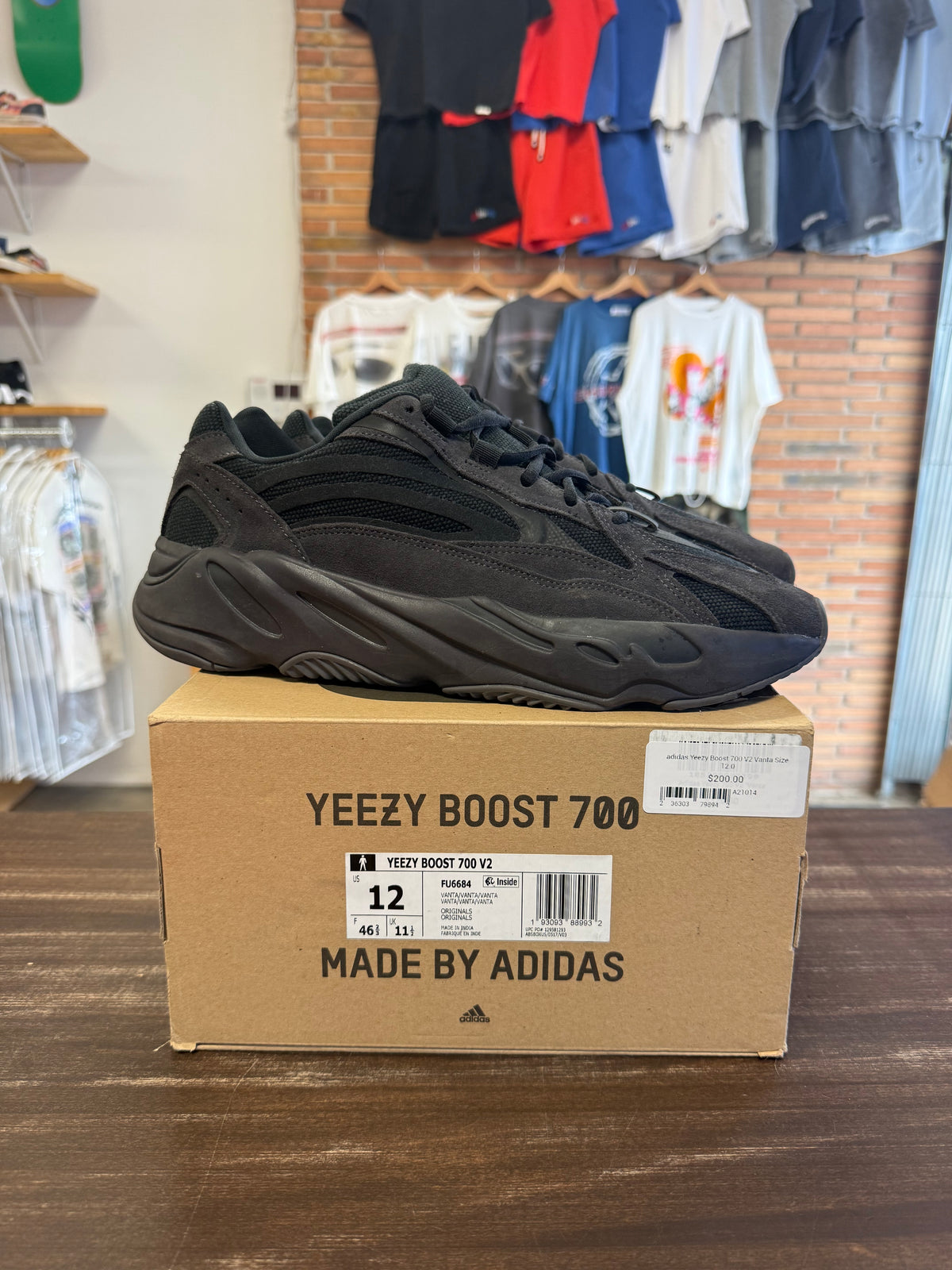 adidas Yeezy Boost 700 V2 Vanta