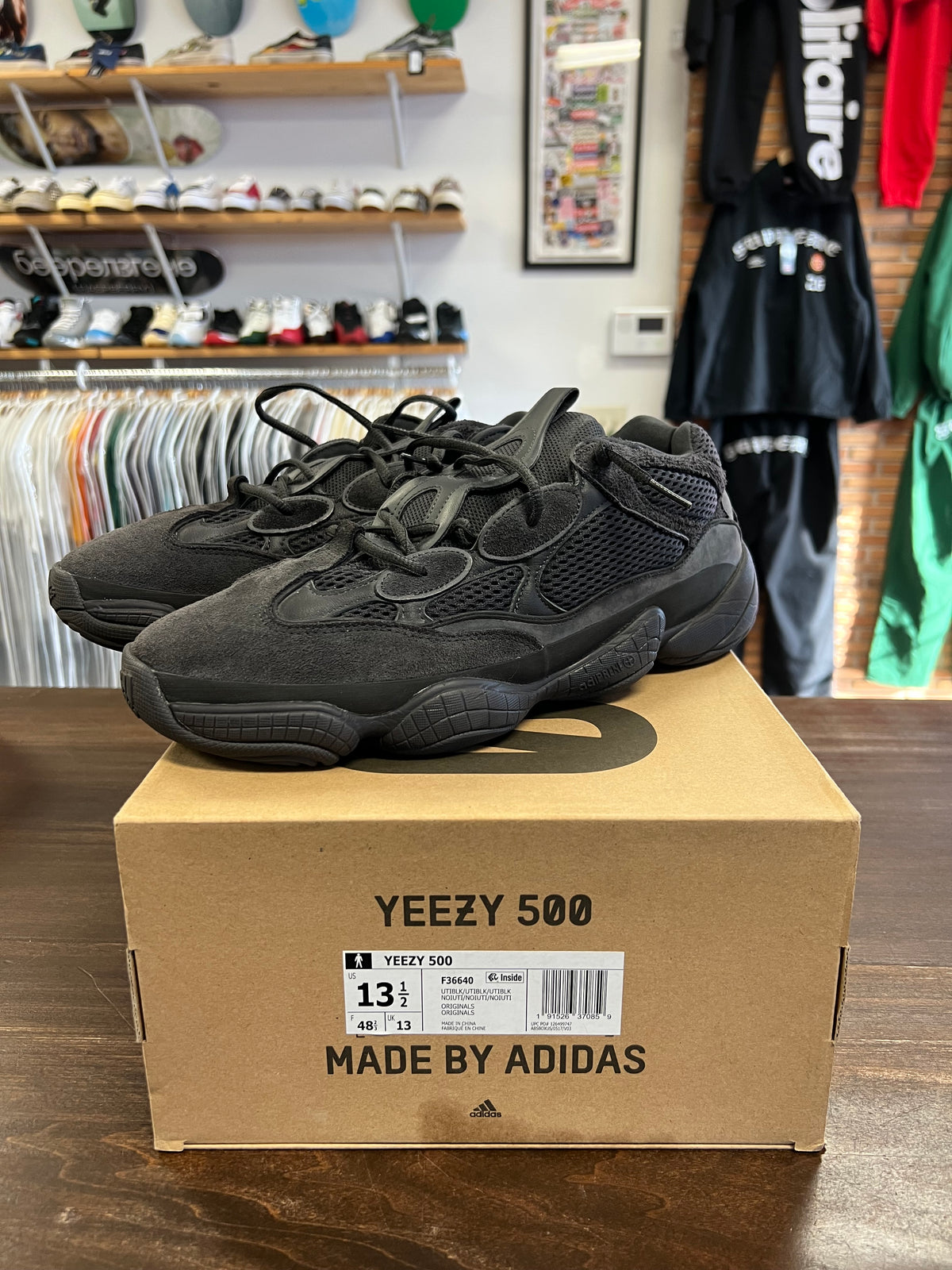 adidas Yeezy 500 Utility Black