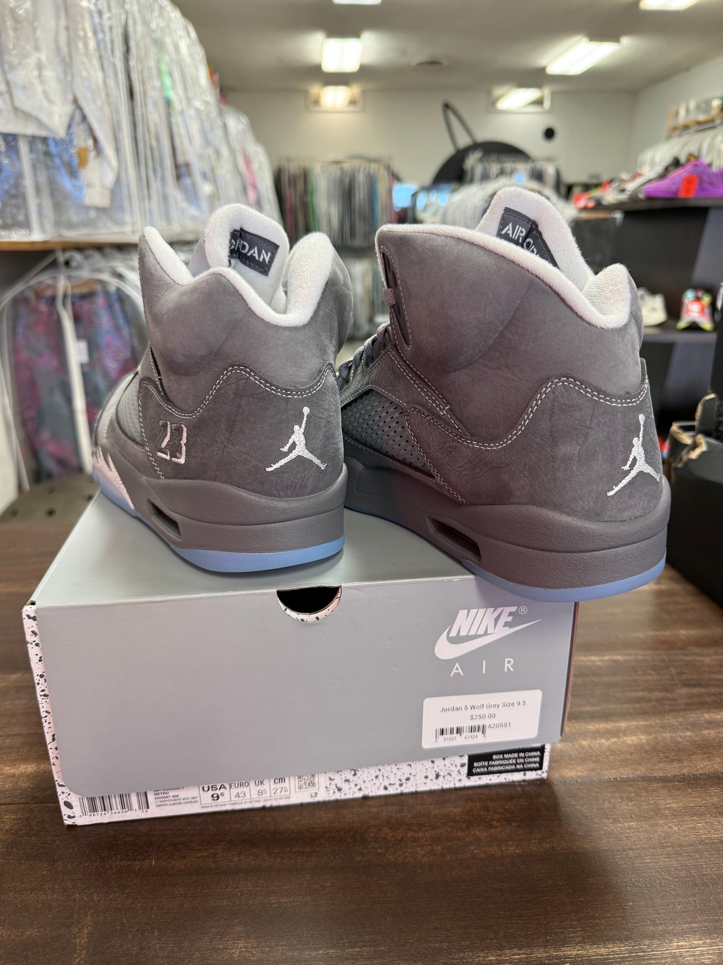 Jordan 5 Wolf Grey