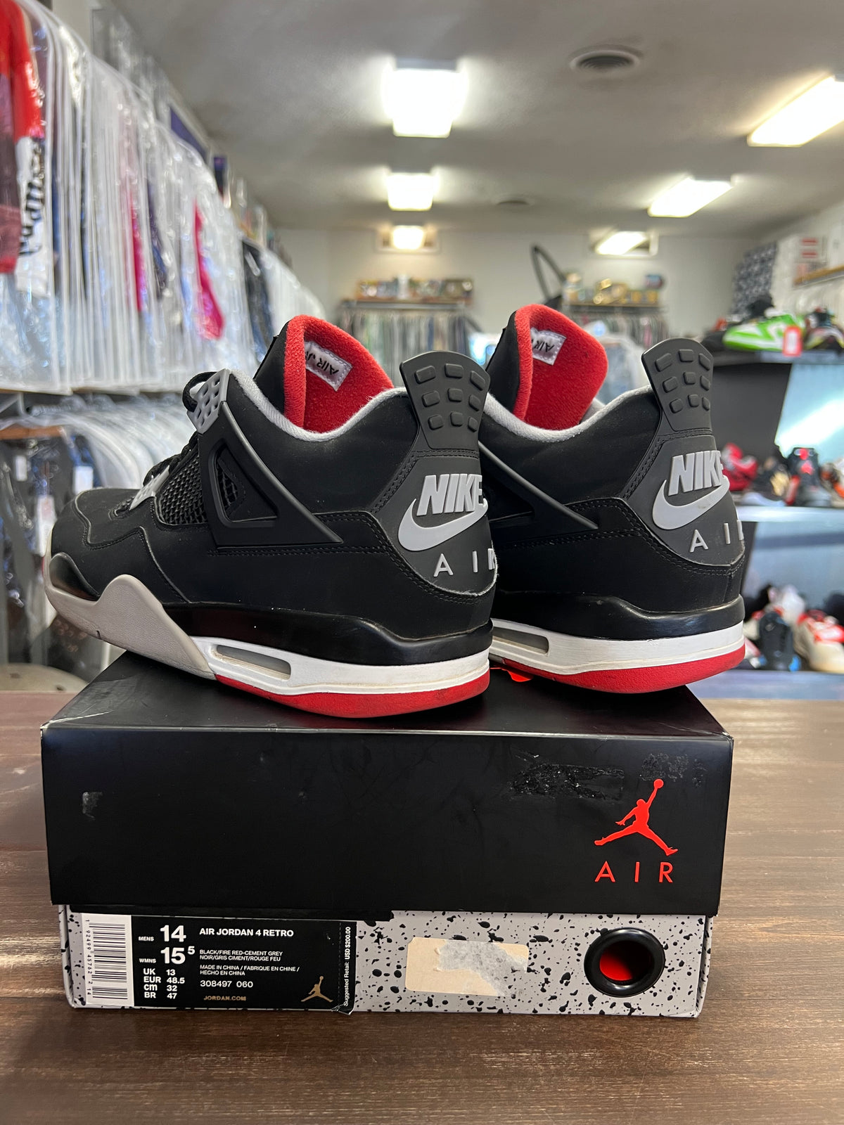 Jordan 4 Retro Bred (2019)