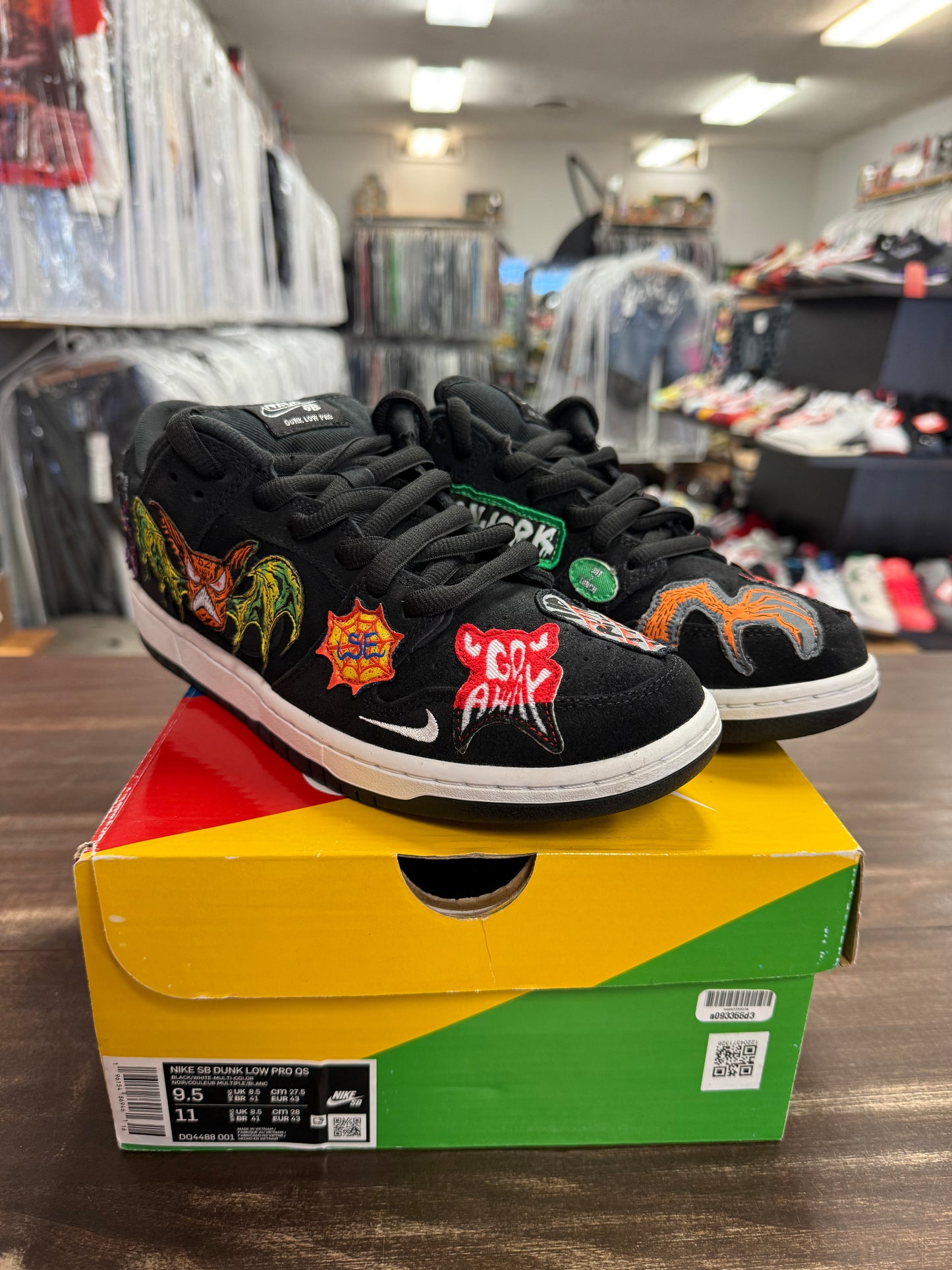 Nike SB Dunk Low QS Neckface