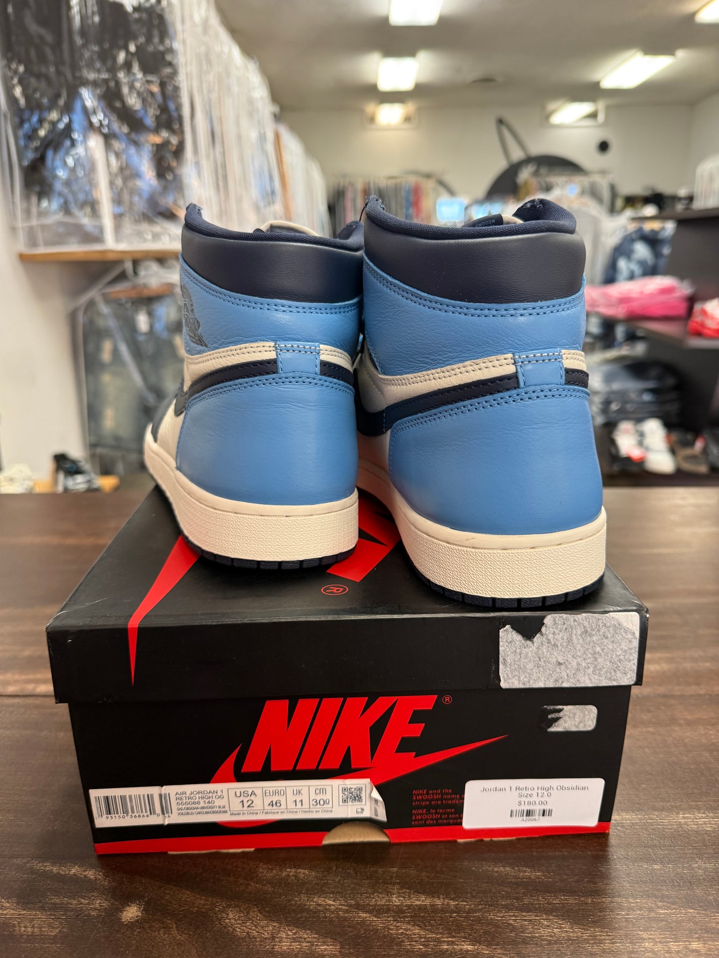 Jordan 1 Retro High Obsidian