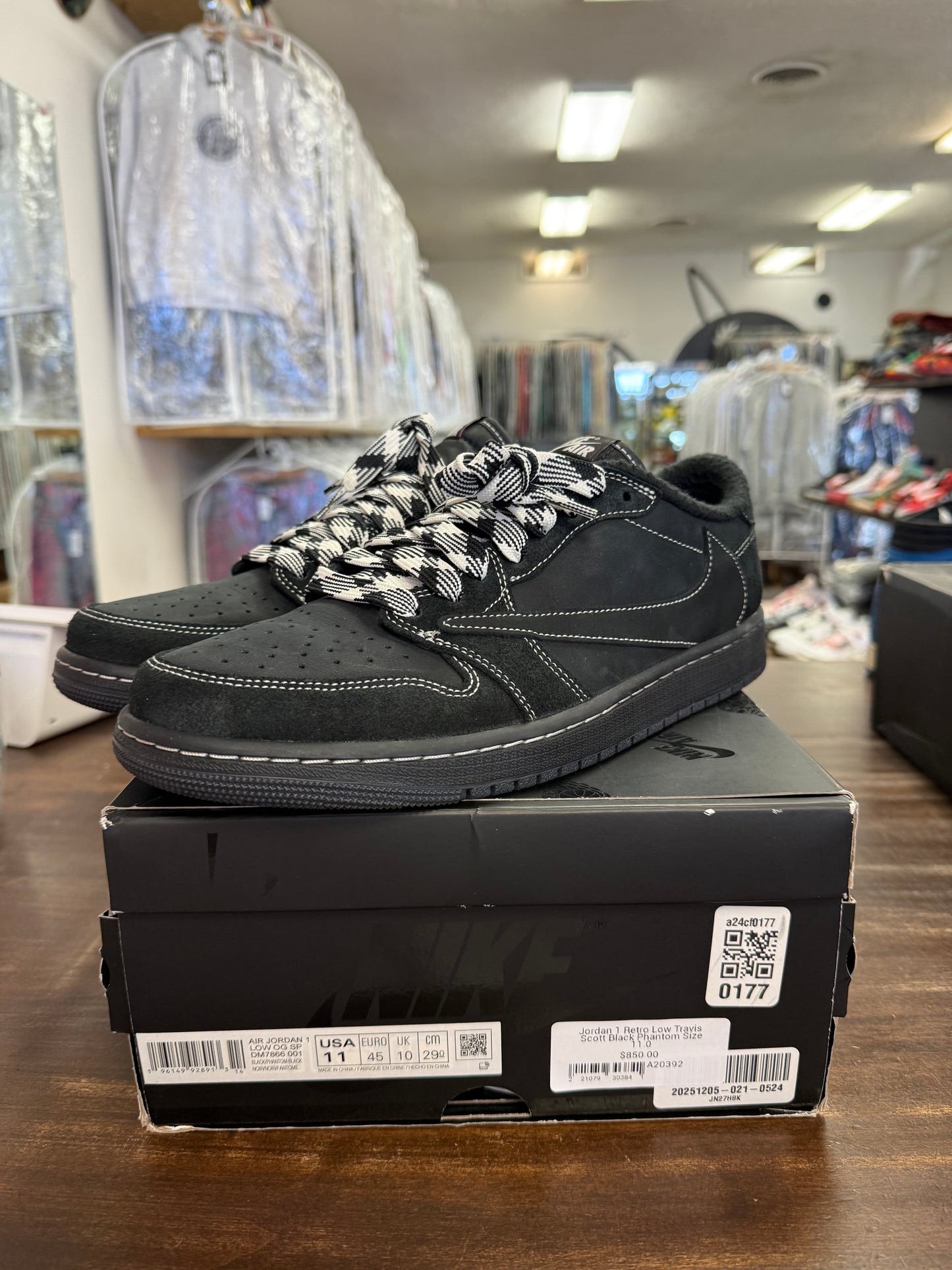 Jordan 1 Retro Low Travis Scott Black Phantom