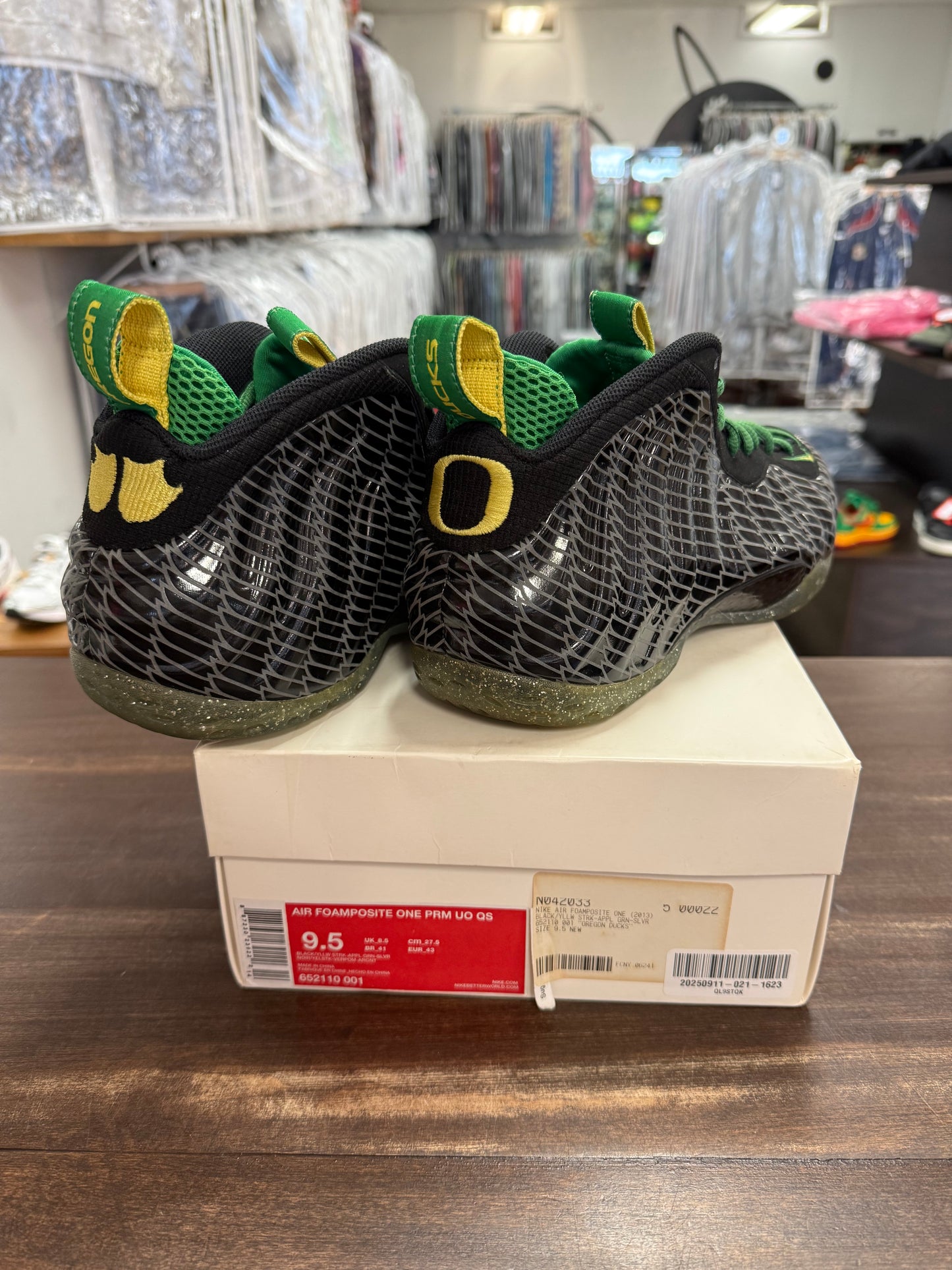Nike Air Foamposite One Oregon Ducks