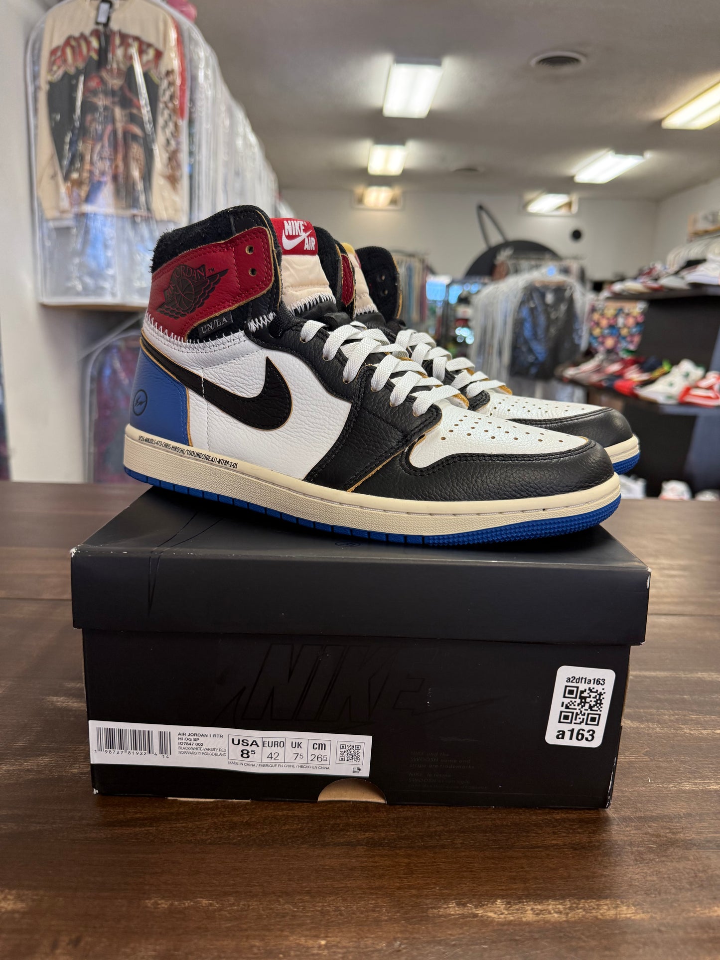 Jordan 1 Retro High OG SP Fragment x Union LA Varsity Red Sport Royal