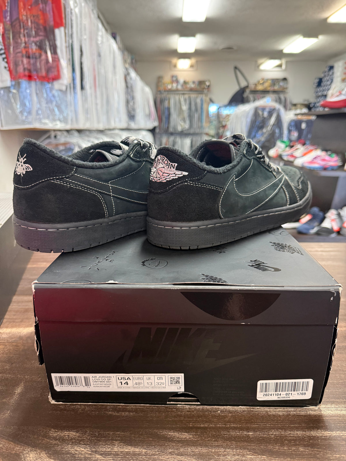 Jordan 1 Retro Low OG SP Travis Scott Black Phantom