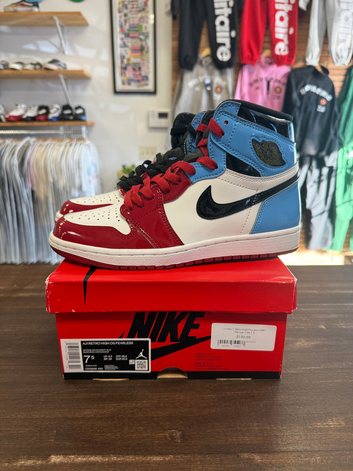 Jordan 1 Retro High Fearless UNC Chicago