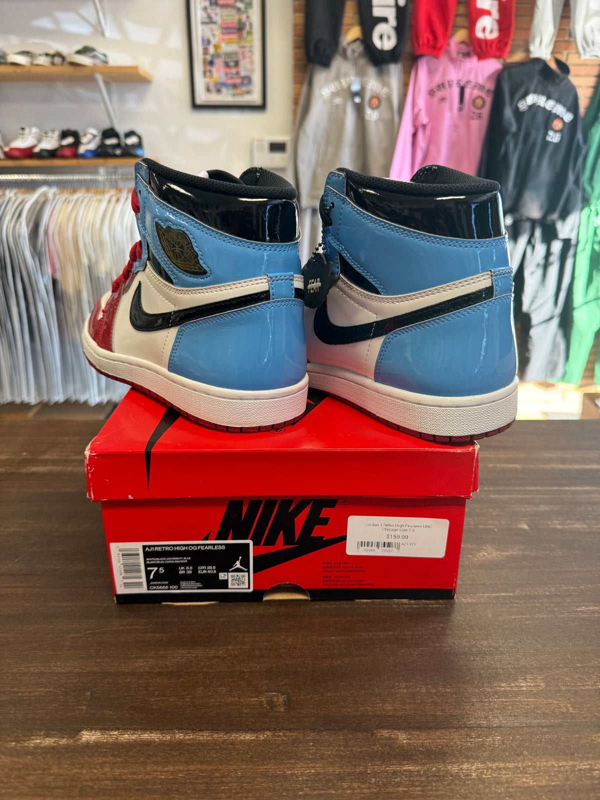 Jordan 1 Retro High Fearless UNC Chicago