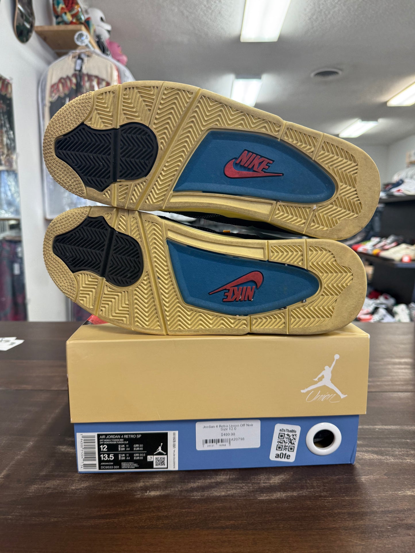 Jordan 4 Retro Union Off Noir