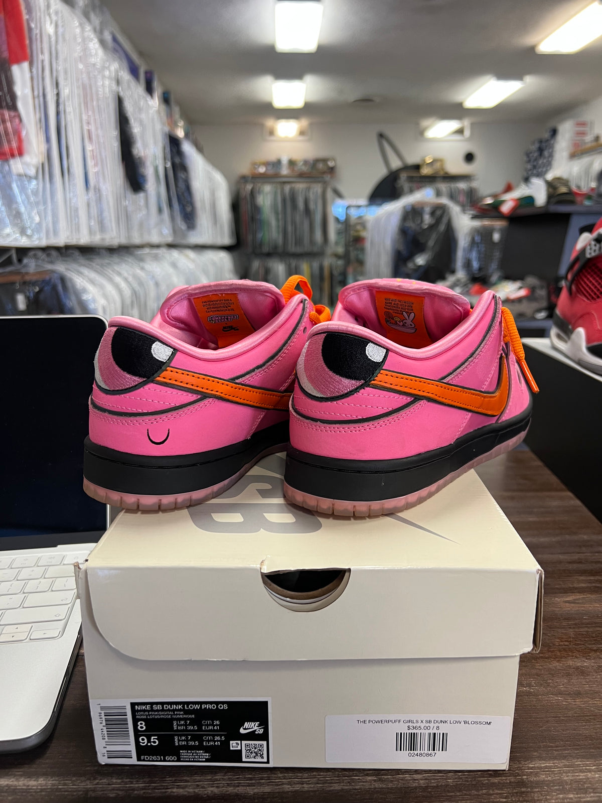 Nike SB Dunk Low The Powerpuff Girls Blossom