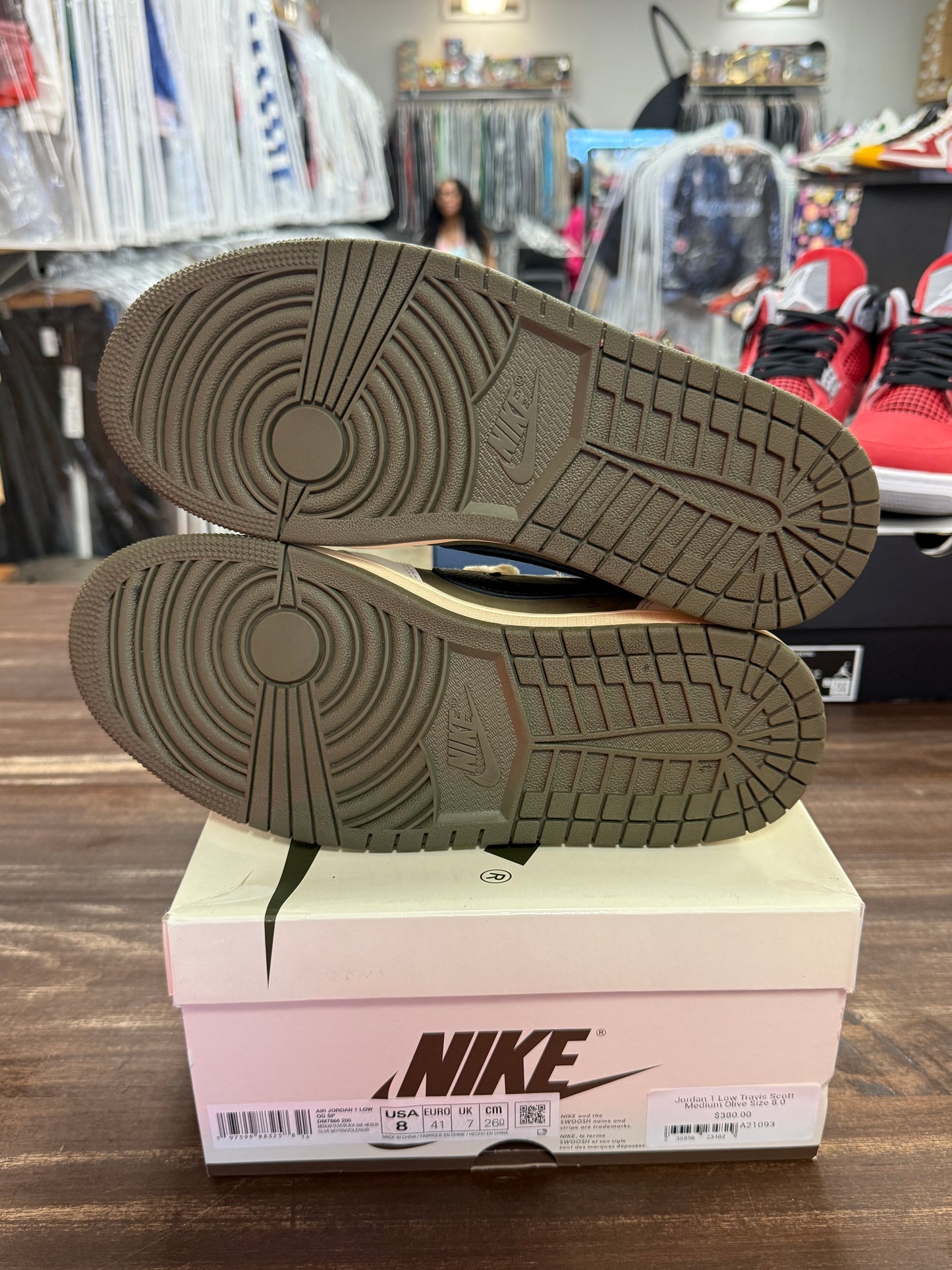 Jordan 1 Low Travis Scott Medium Olive