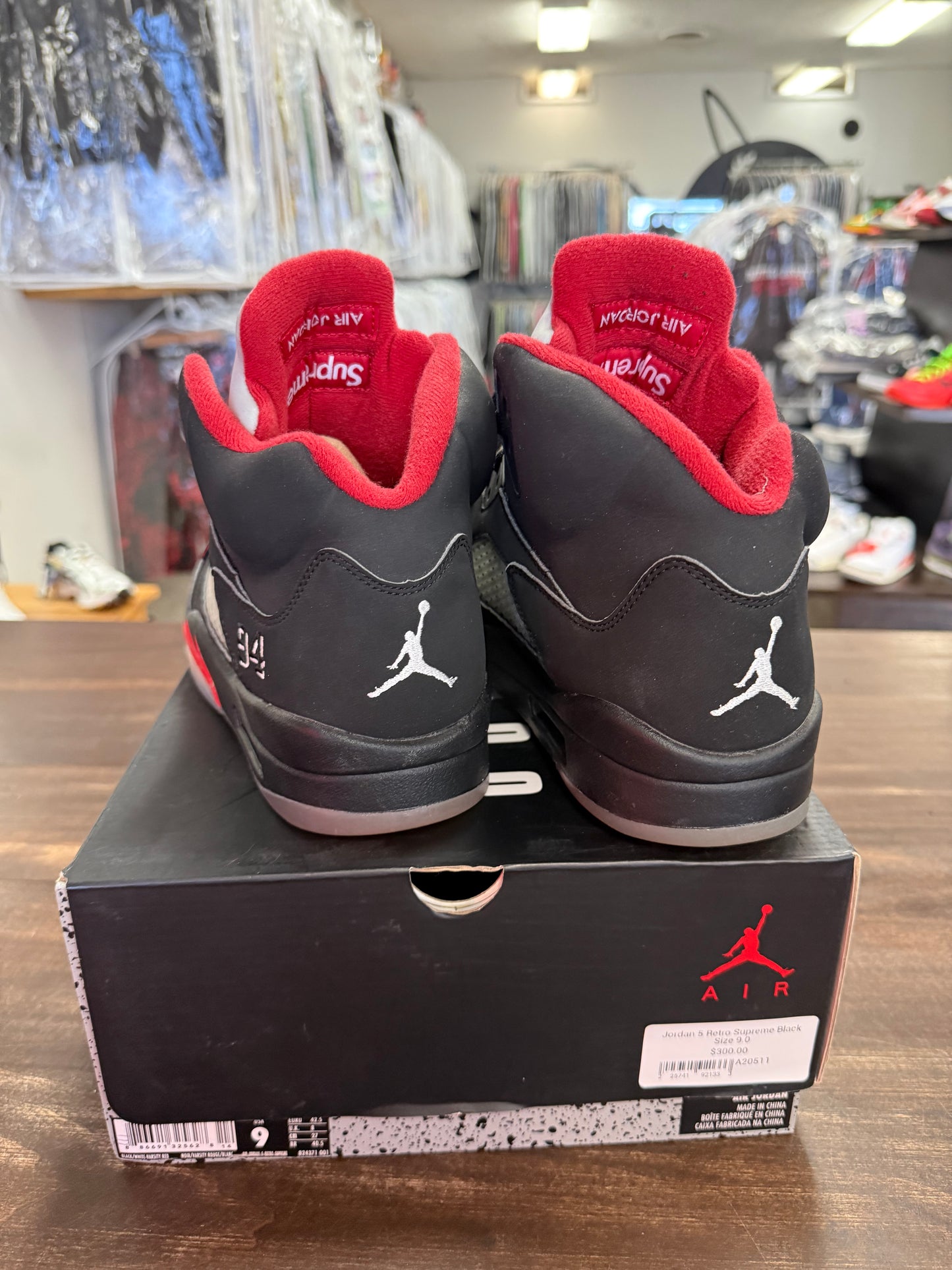Jordan 5 Retro Supreme Black