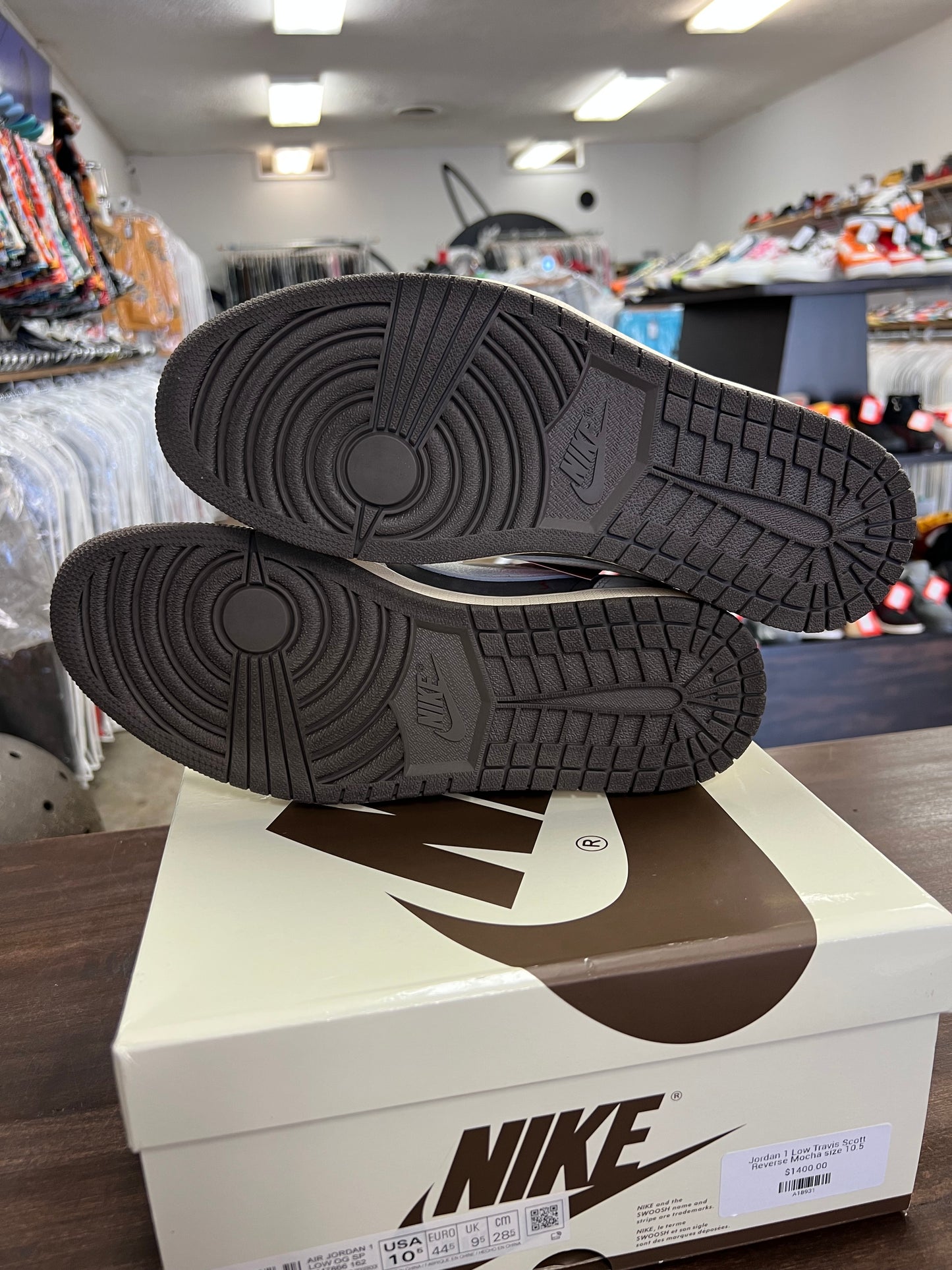 Jordan 1 Retro Low OG SP Travis Scott Reverse Mocha