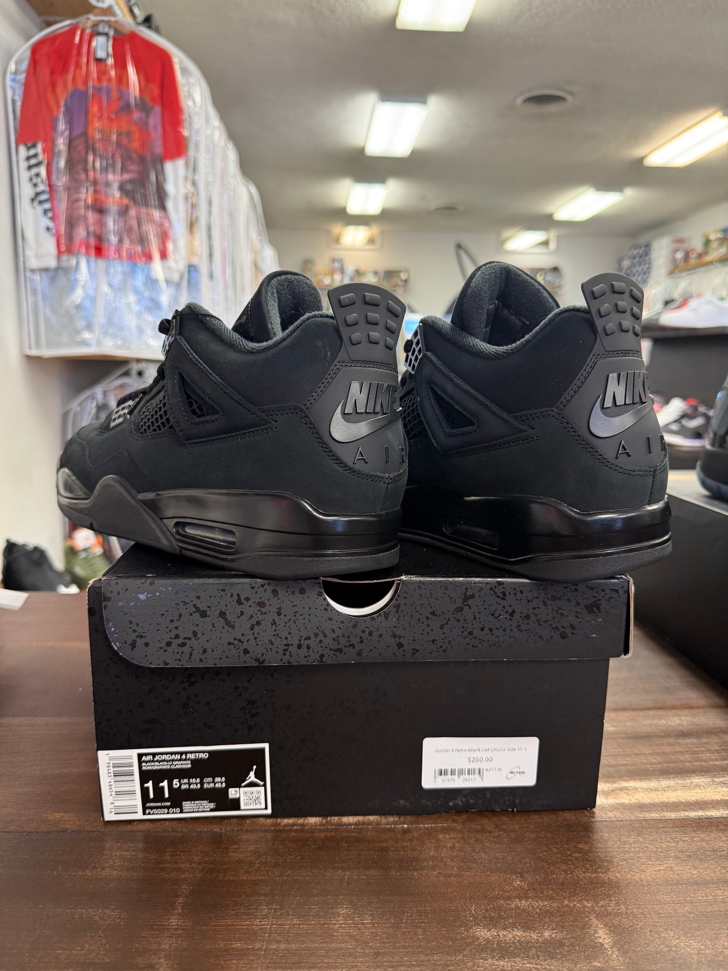 Jordan 4 Retro Black Cat (2025)