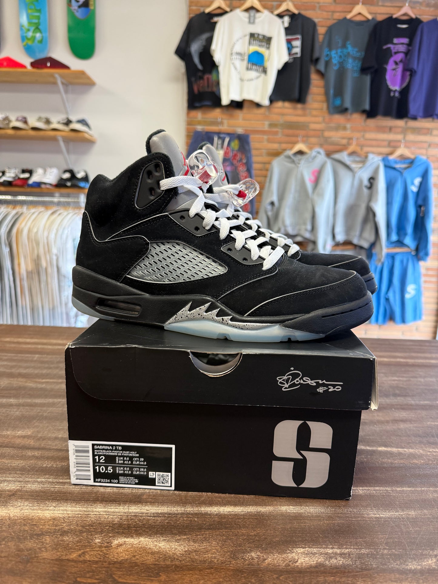 Jordan 5 Retro Black Metallic Reimagined