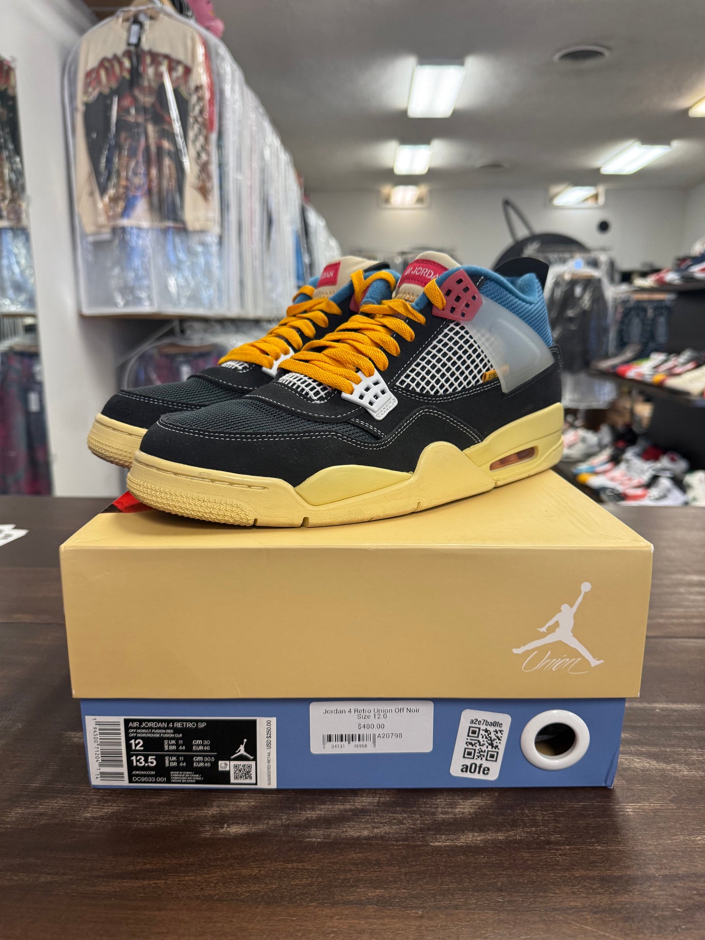 Jordan 4 Retro Union Off Noir
