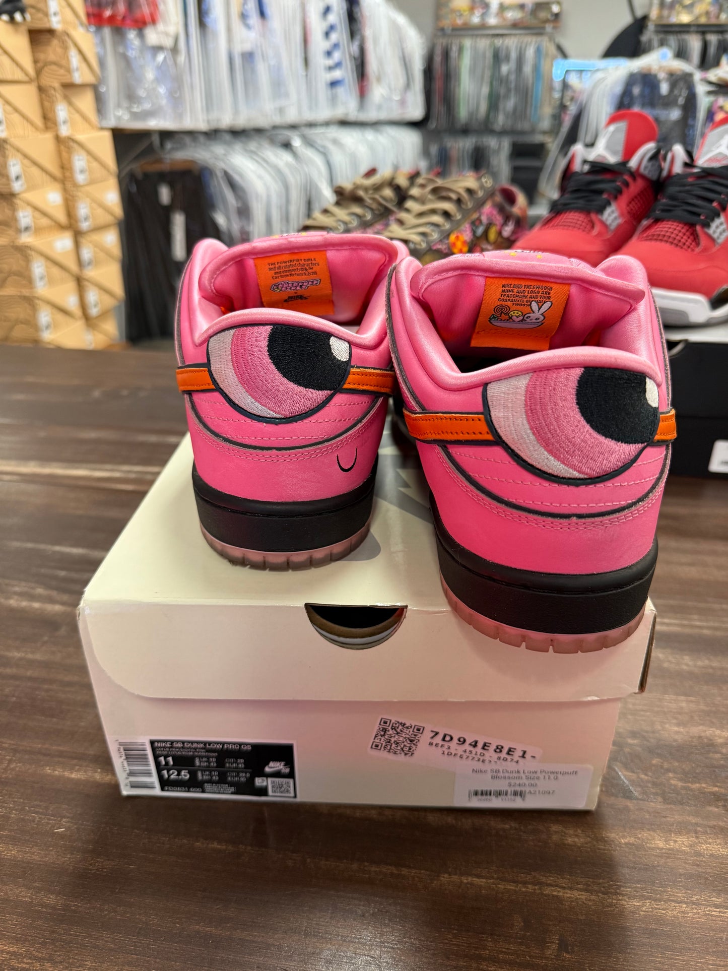Nike SB Dunk Low Powerpuff Blossom
