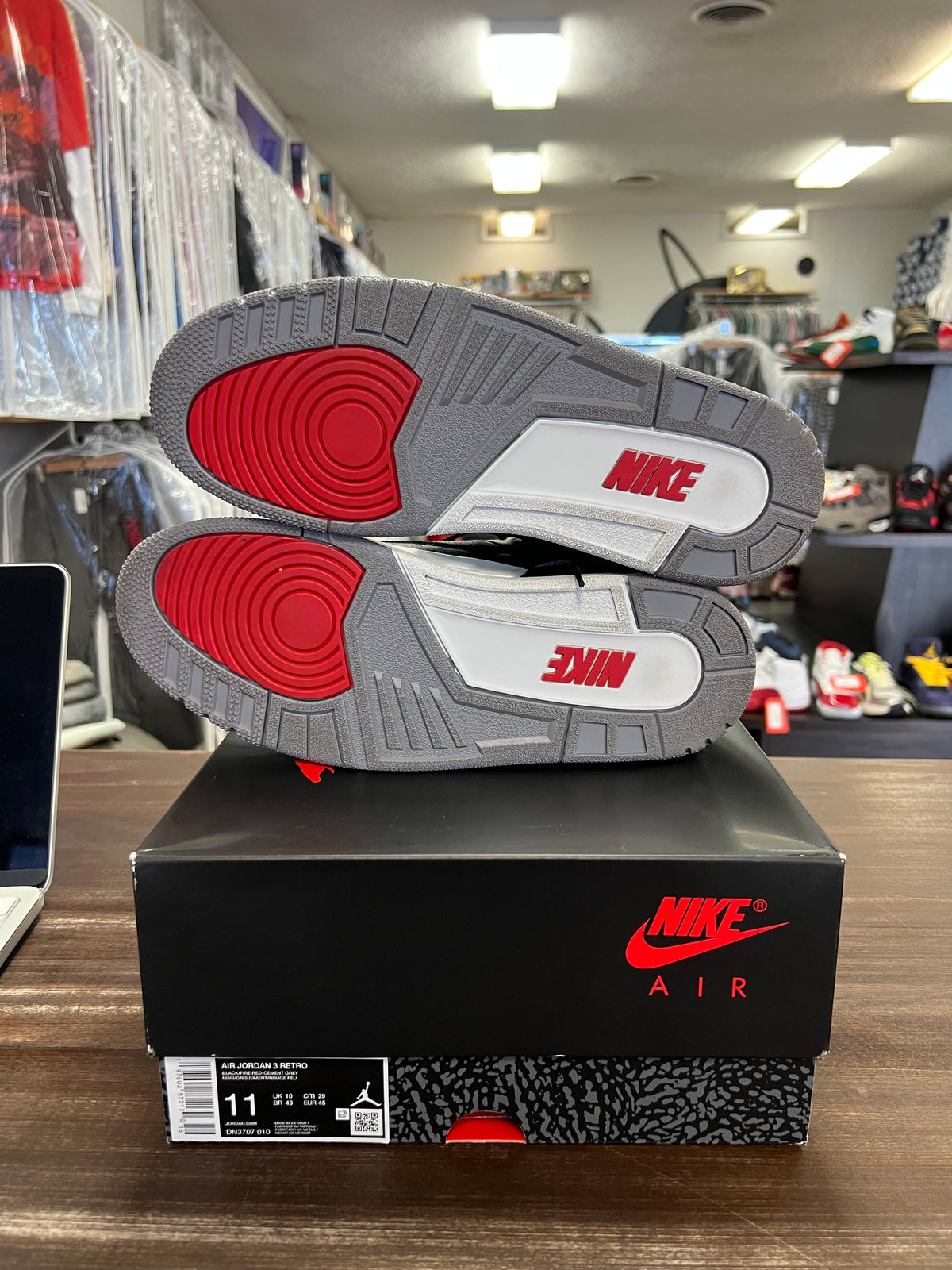 Jordan 3 Retro OG Black Cement (2024)