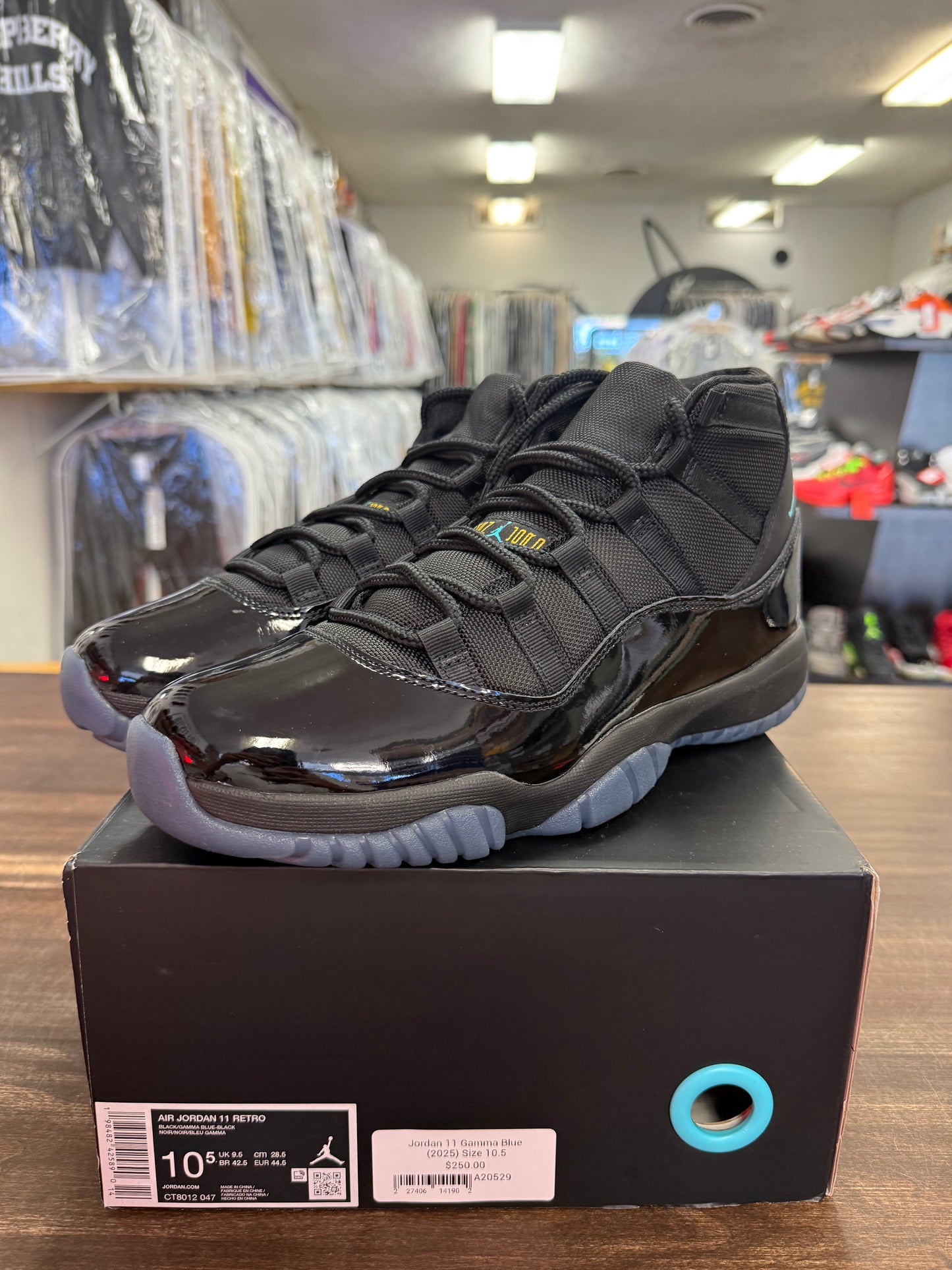 Jordan 11 Gamma Blue (2025)