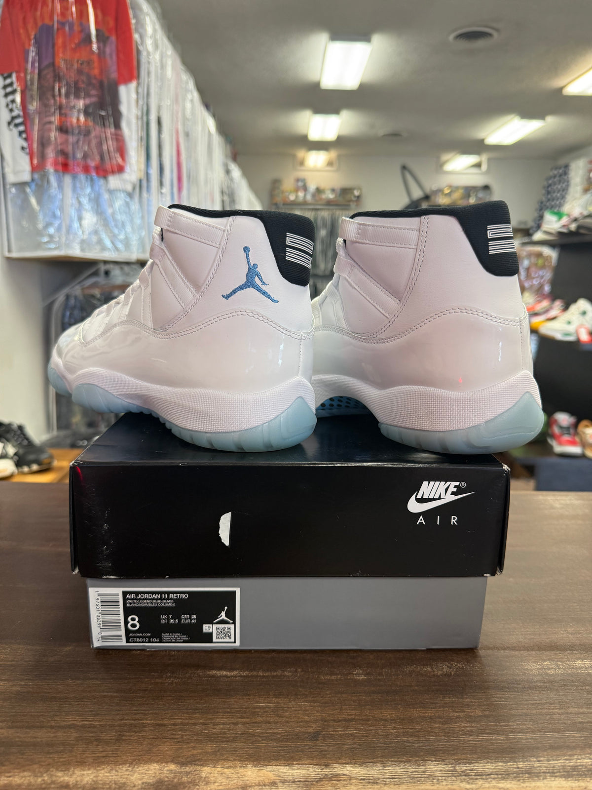 Jordan 11 Legend Blue 2024