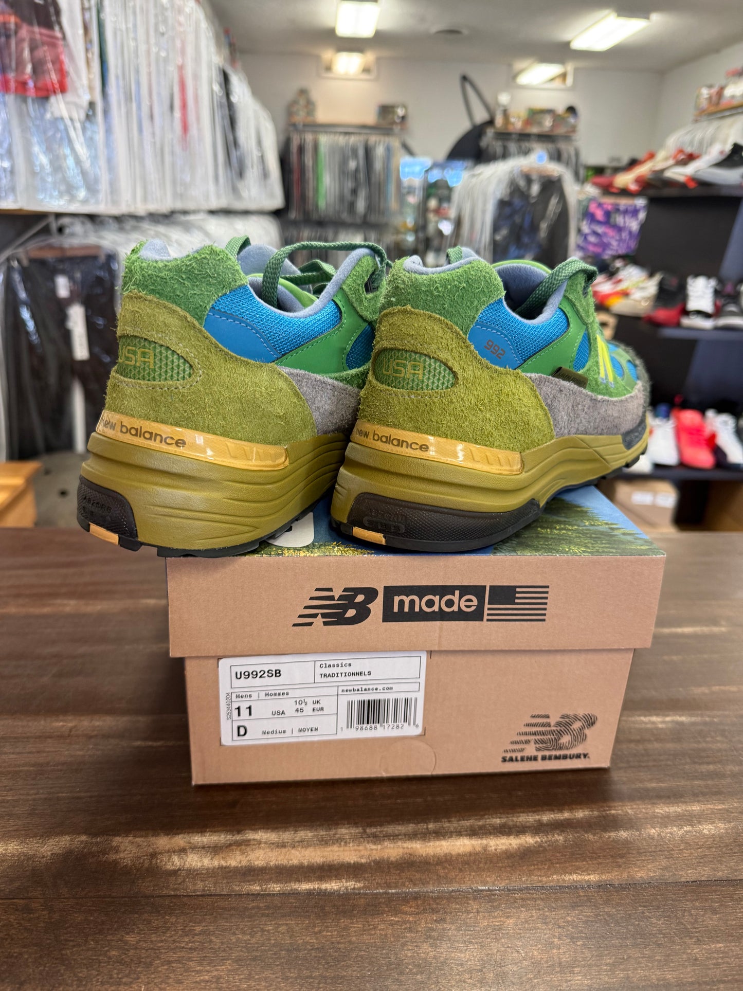 New Balance 992 MiUSA Salehe Be The Crater