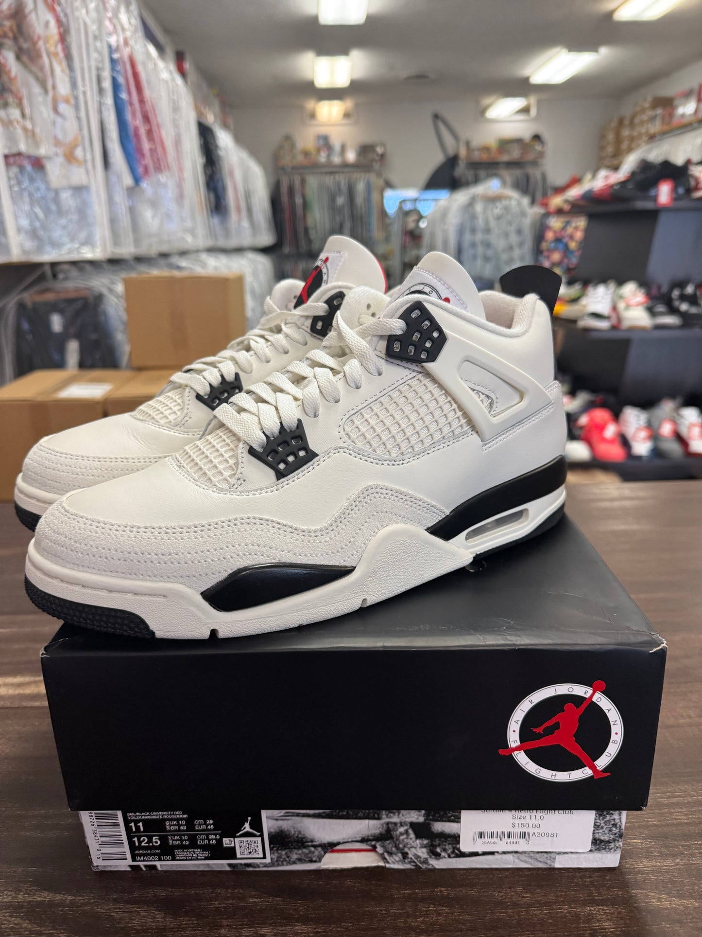 Jordan 4 Retro Flight Club
