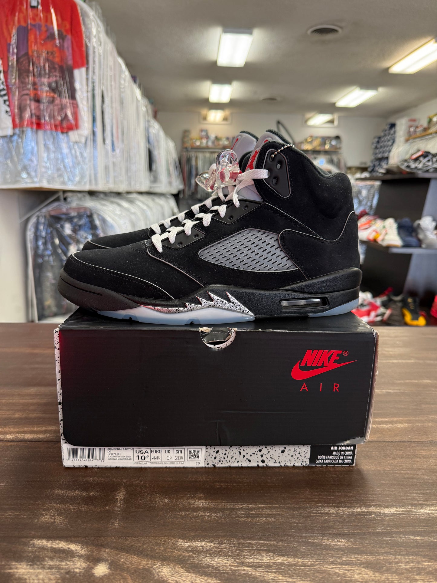 Jordan 5 Black Metallic Reimagined