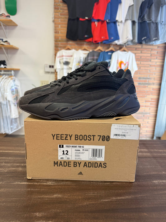 adidas Yeezy Boost 700 V2 Vanta