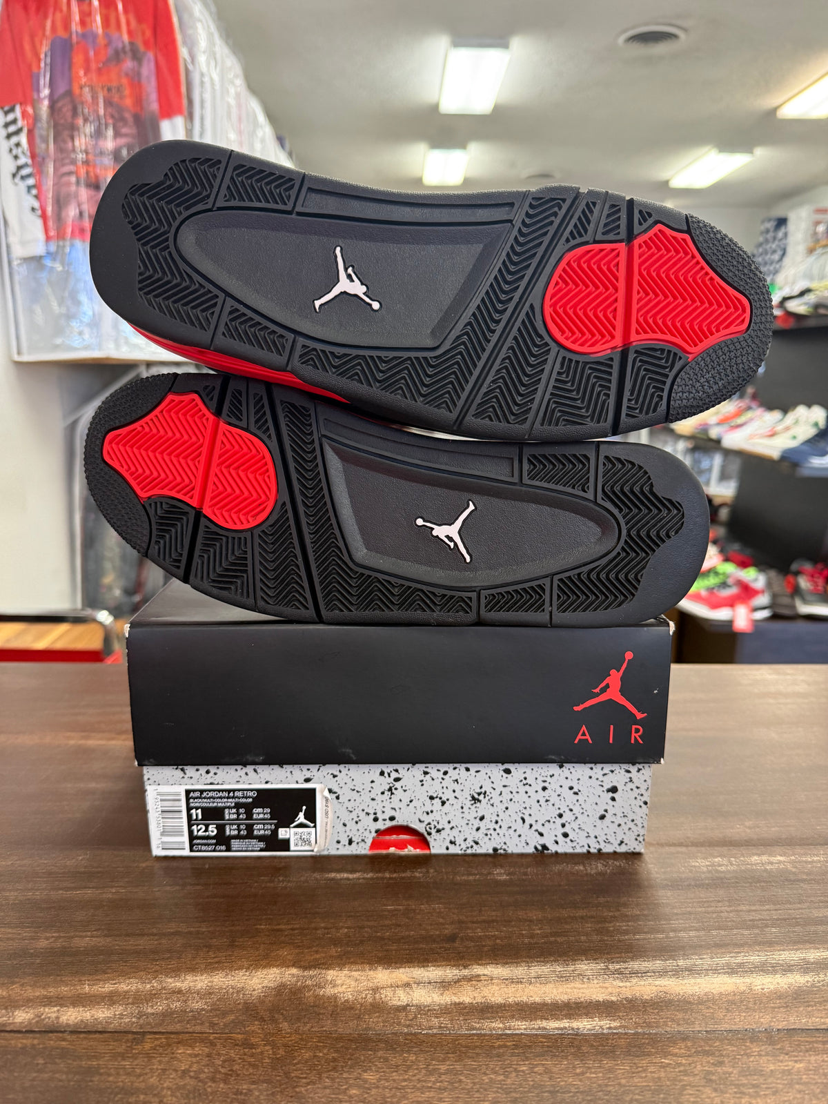 Jordan 4 Red Thunder