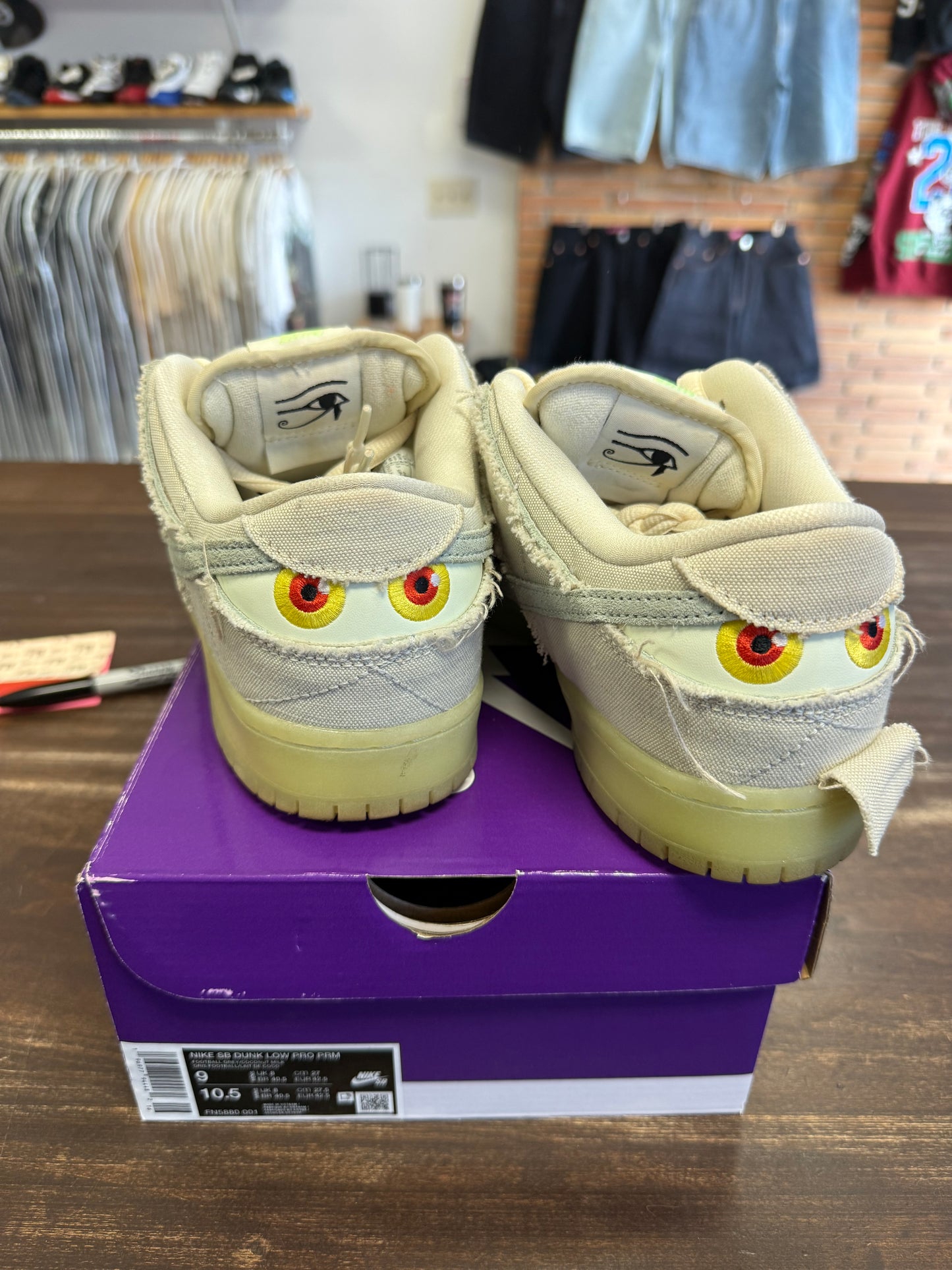 Nike SB Dunk Low Mummy