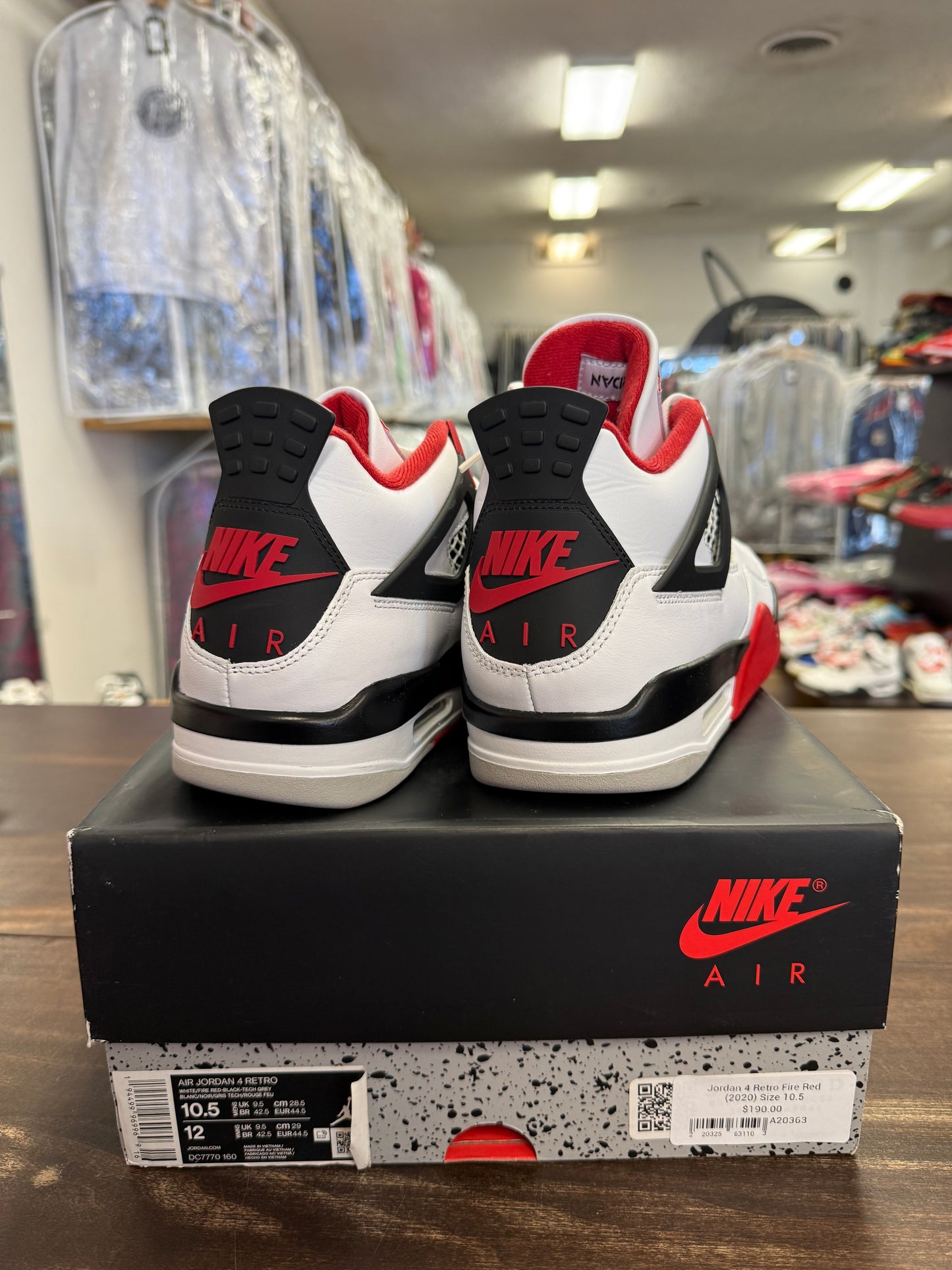 Jordan 4 Retro Fire Red (2020)