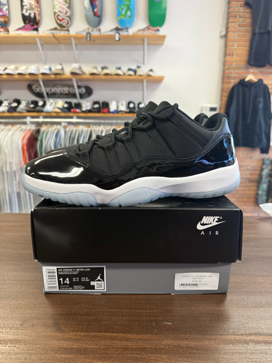 Jordan 11 Low Space Jam